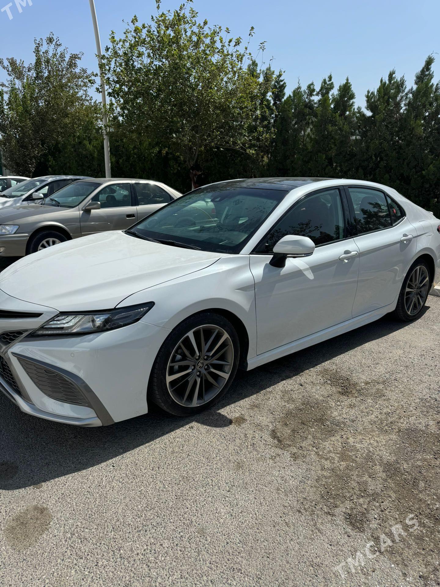 Toyota Camry 2021 - 440 000 TMT - Ашхабад - img 1