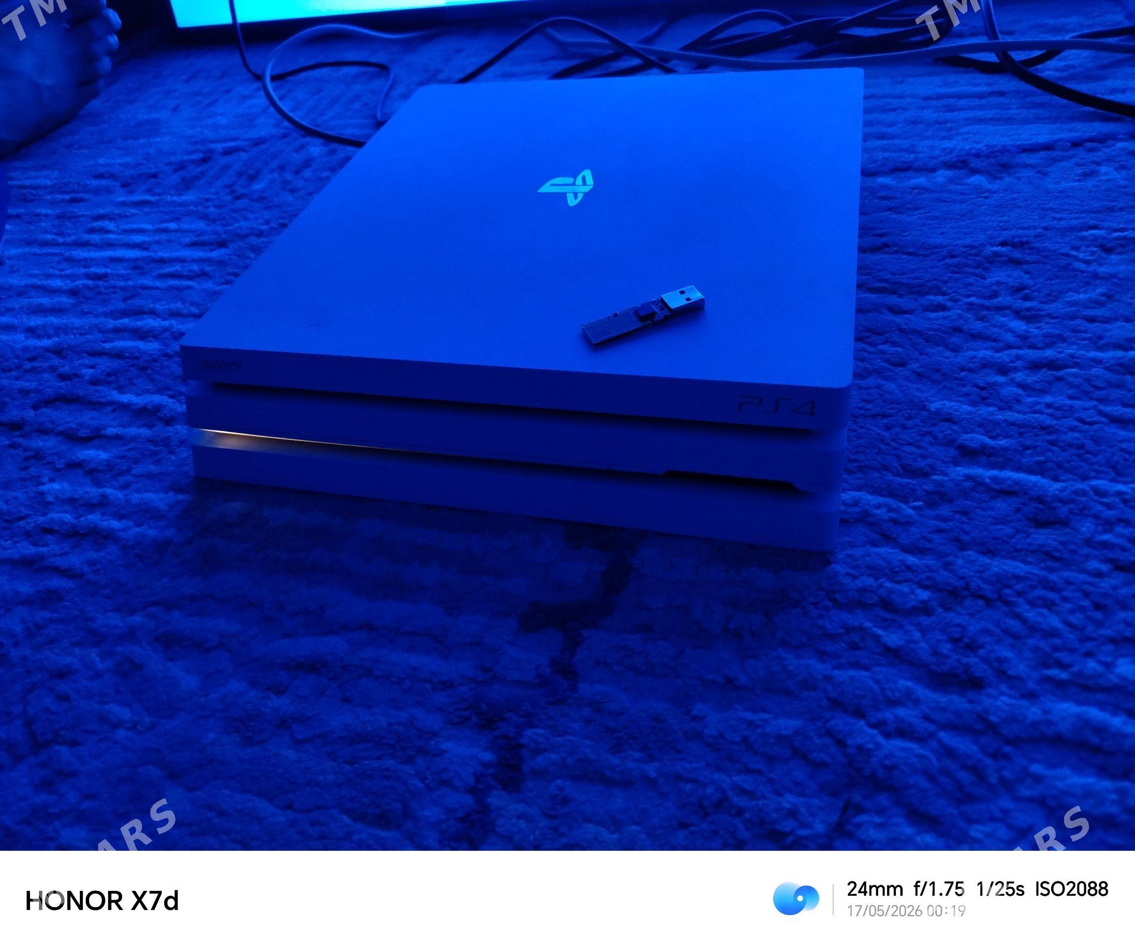 PlayStation 4pro 1tb - Балканабат - img 1