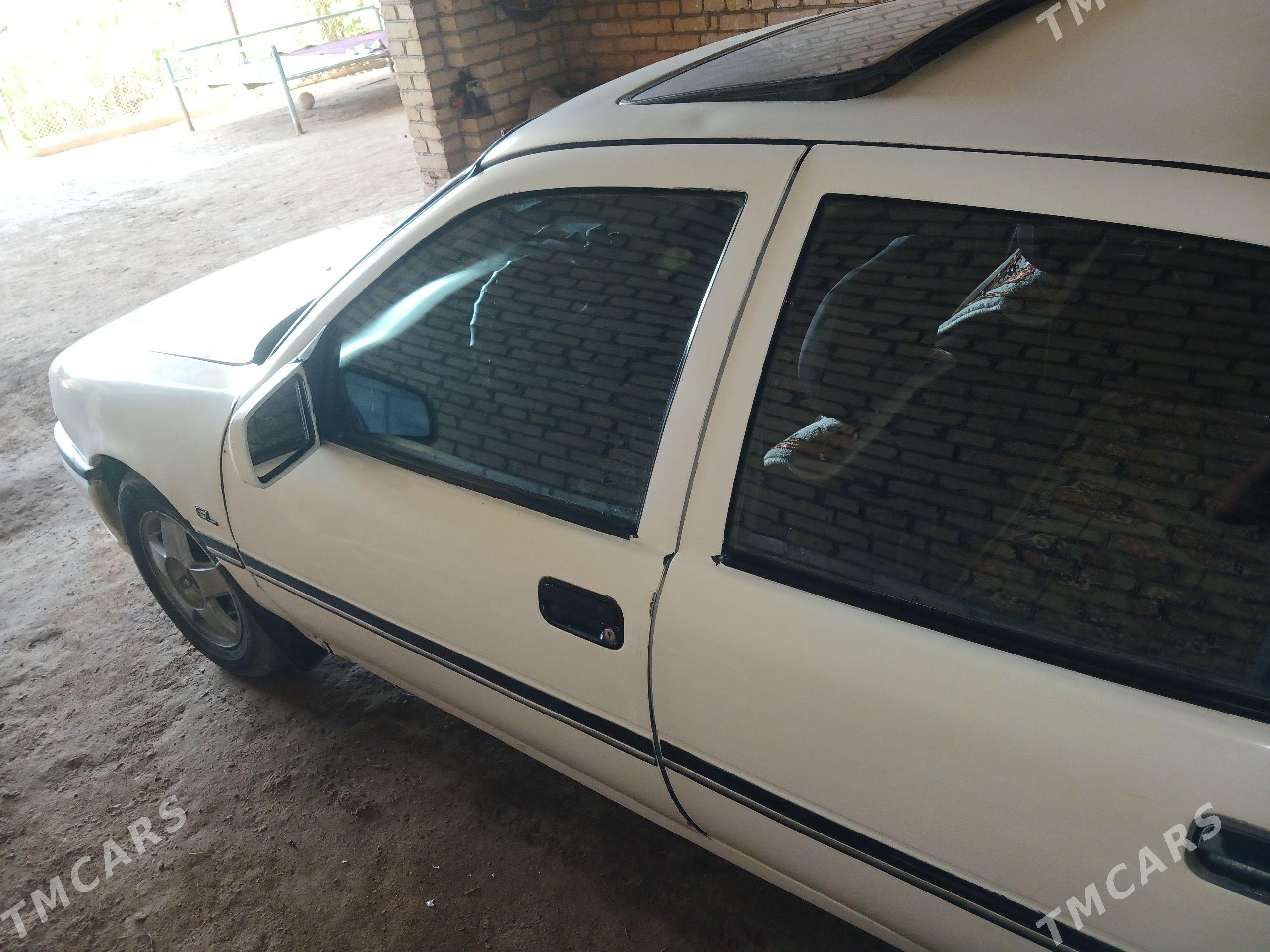 Opel Vectra 1990 - 45 000 TMT - Türkmenabat - img 1