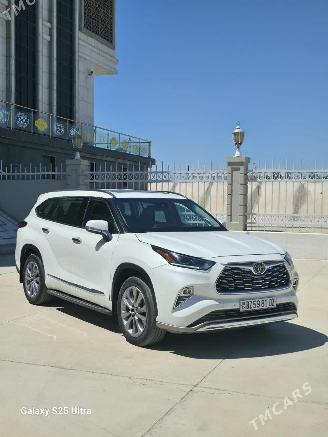 Toyota Highlander 2021 - 580 000 TMT - Дашогуз - img 1