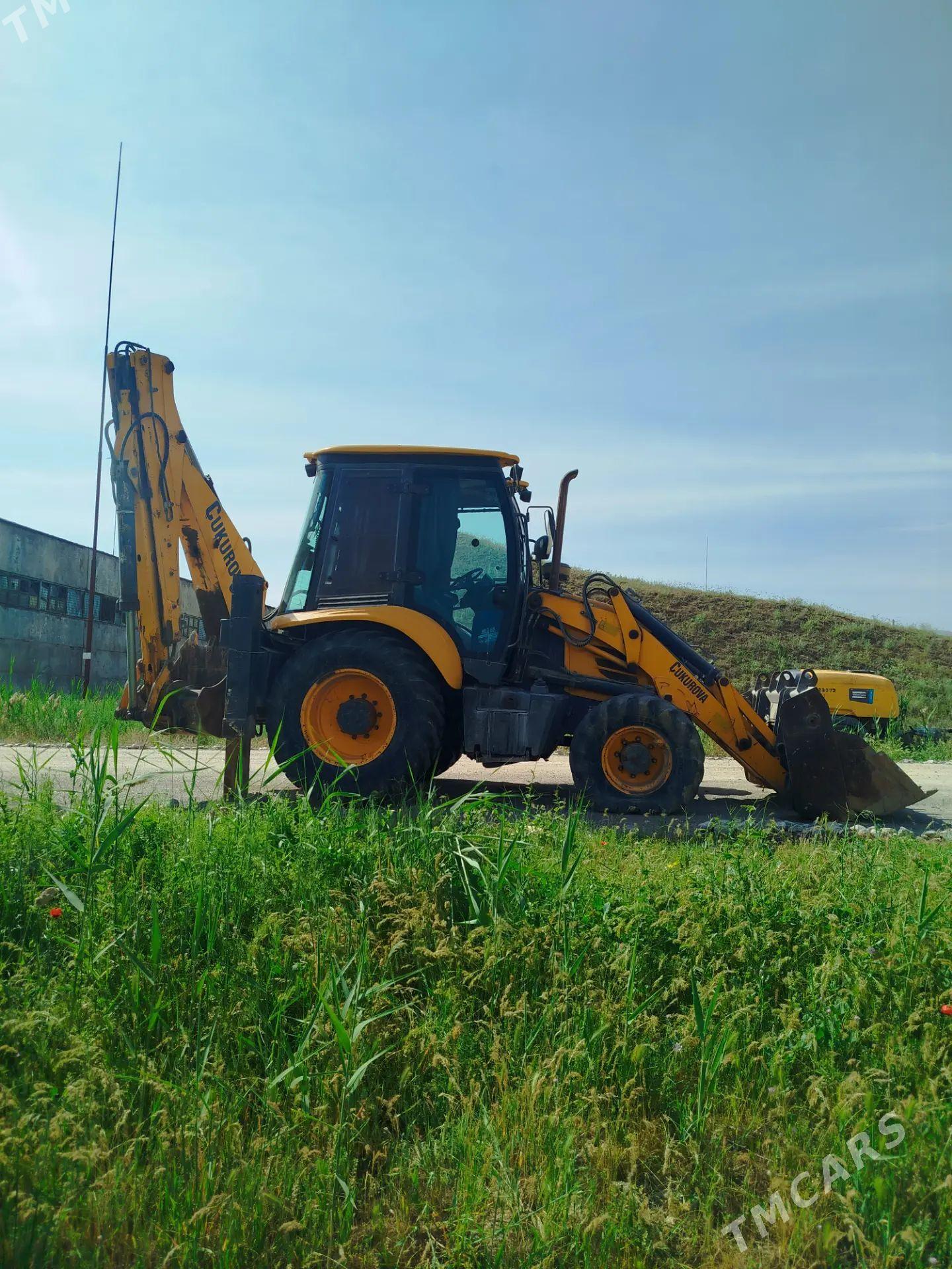 JCB 3CX Compact 2013 - 320 000 TMT - Aşgabat - img 1