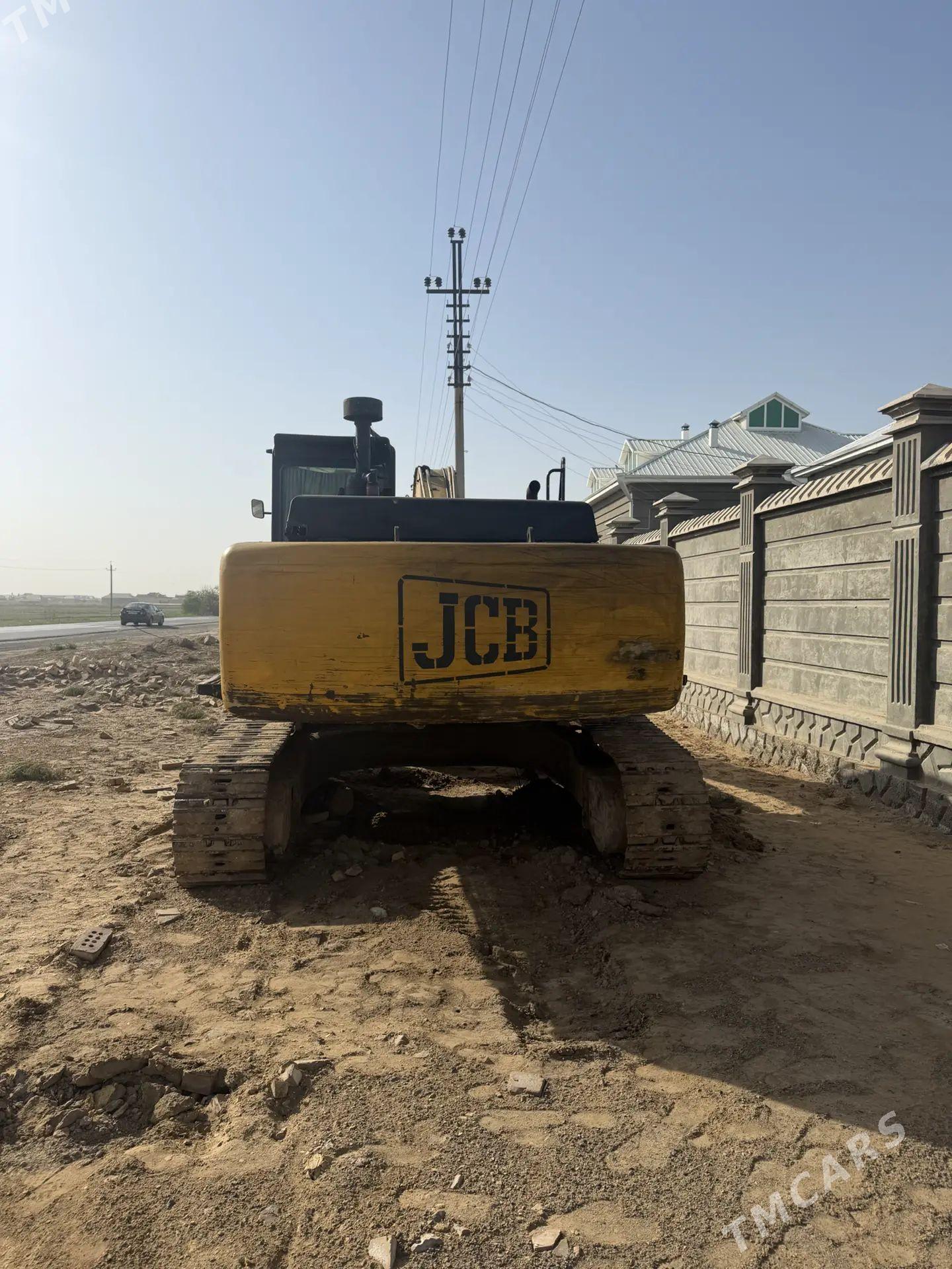 JCB 3CX Compact 2001 - 380 000 TMT - Mary - img 1