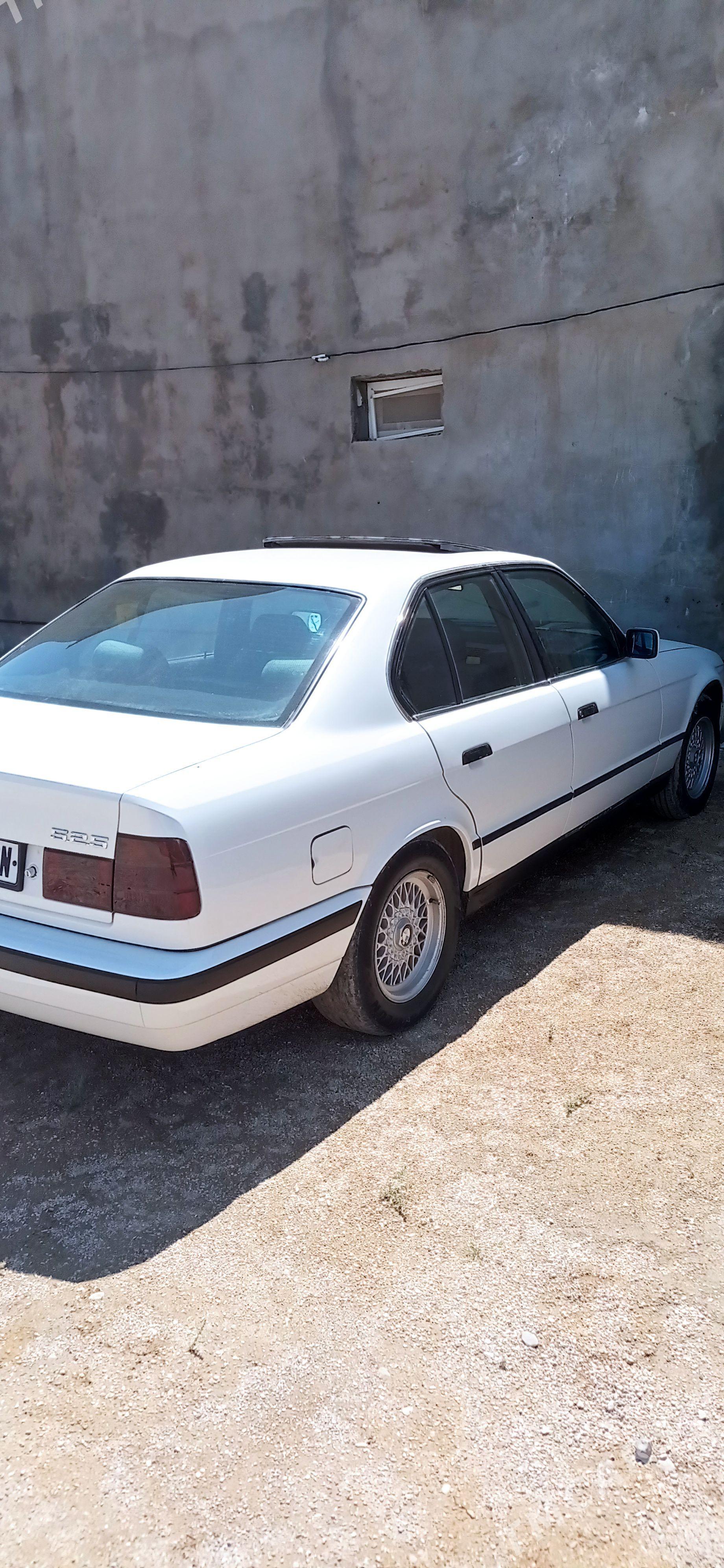 BMW 525 1991 - 70 000 TMT - Балканабат - img 1