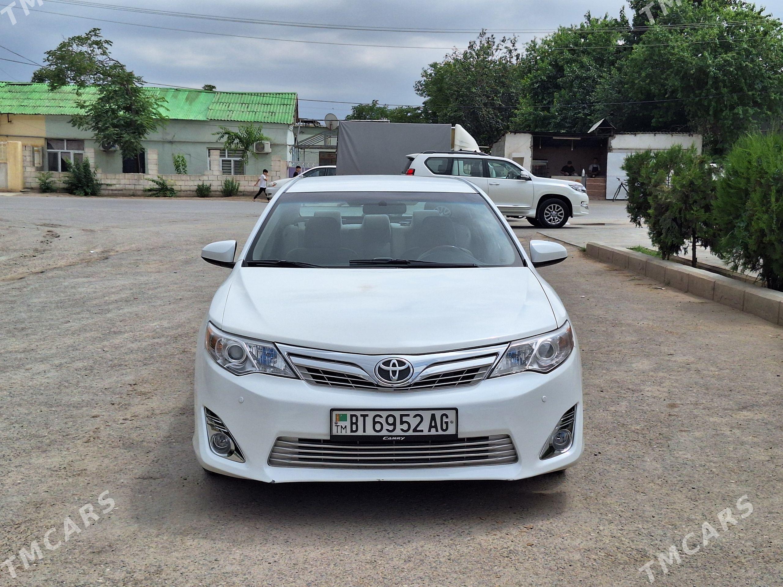Toyota Camry 2014 - 225 000 TMT - Чоганлы - img 1