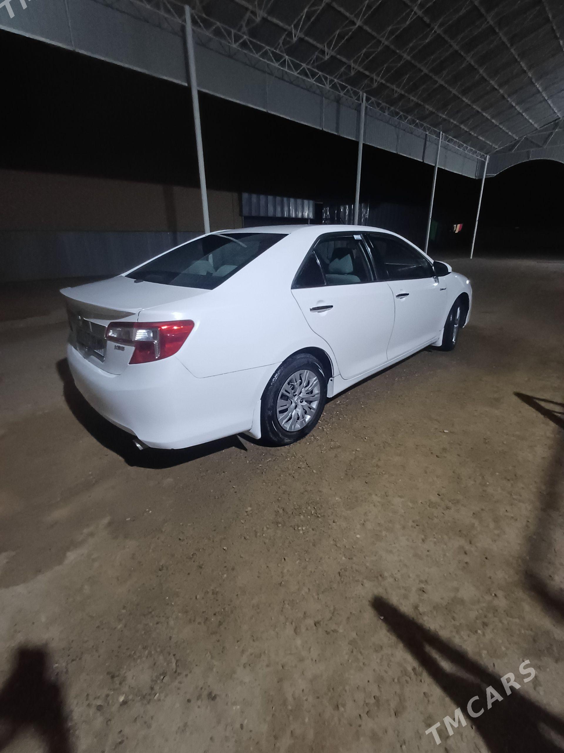 Toyota Camry 2012 - 200 000 TMT - Мары - img 1