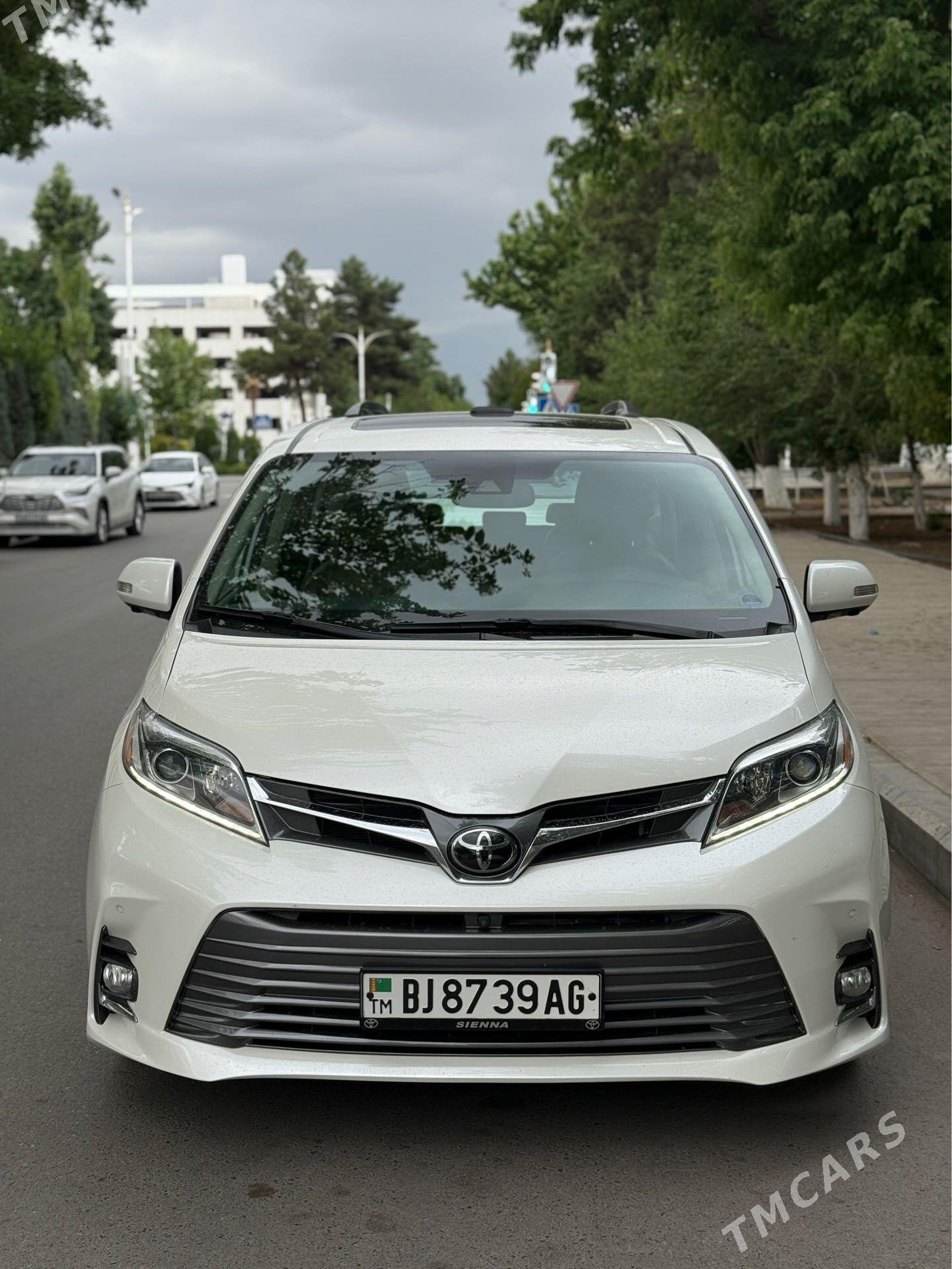 Toyota Sienna 2019 - 702 000 TMT - Aşgabat - img 1
