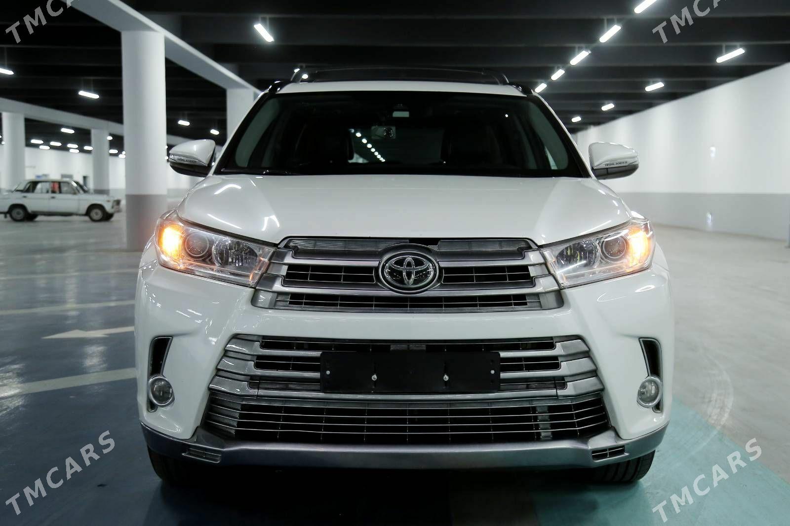 Toyota Highlander 2017 - 487 500 TMT - "Алтын Асыр" Гундогар базары ( Толкучка) - img 1