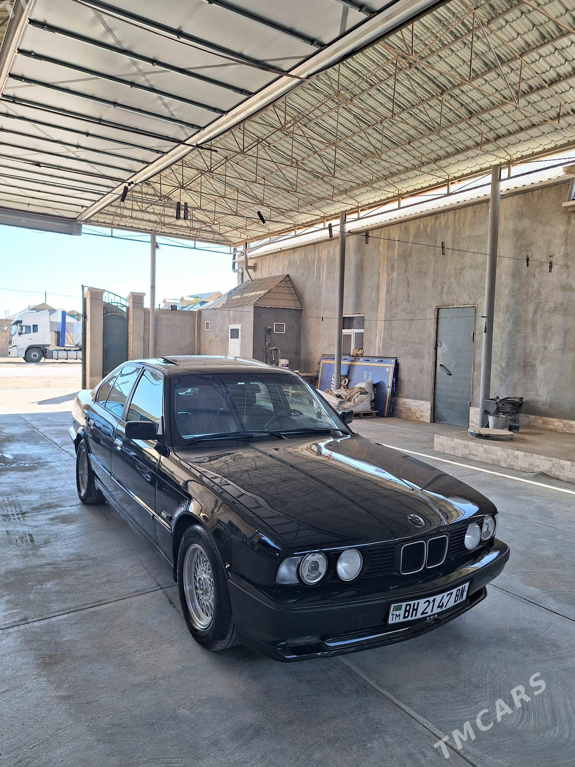 BMW 525 1994 - 75 000 TMT - Гумдаг - img 1