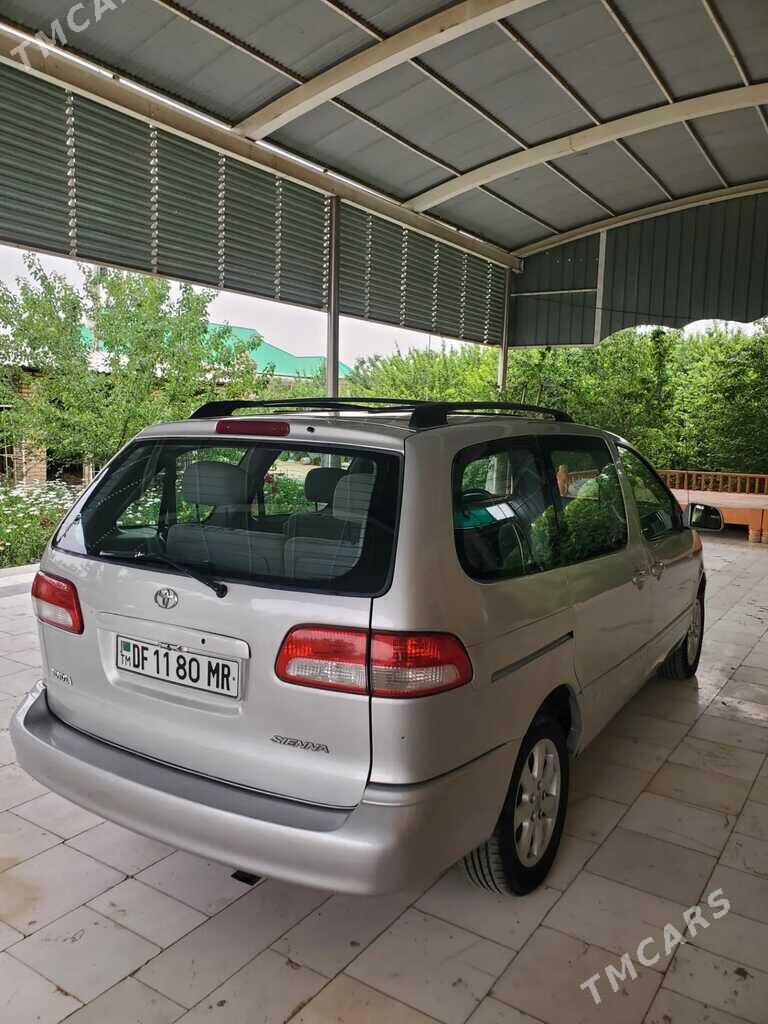 Toyota Sienna 2002 - 190 000 TMT - Mary - img 1