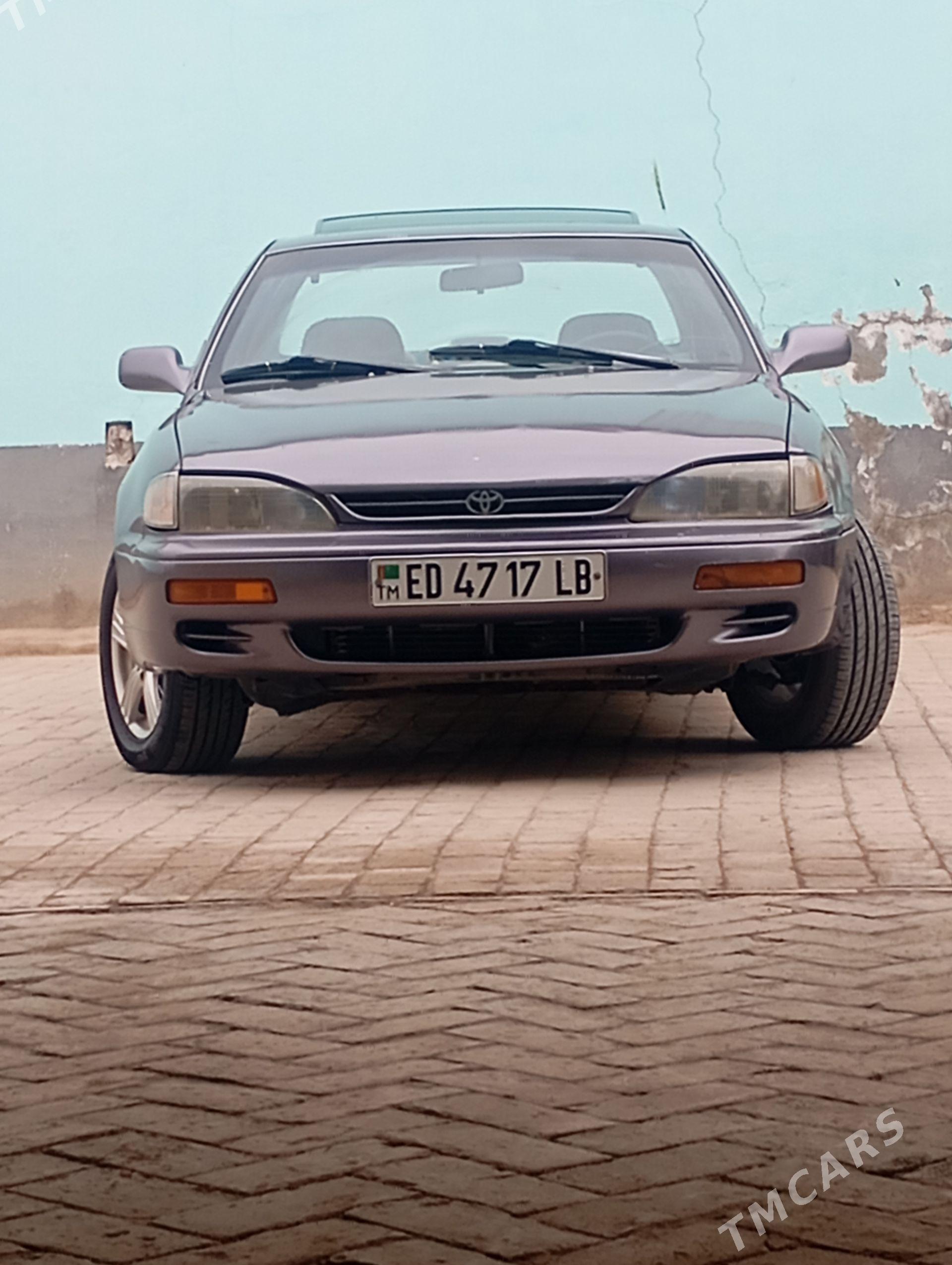 Toyota Camry 1995 - 105 000 TMT - Керки - img 1