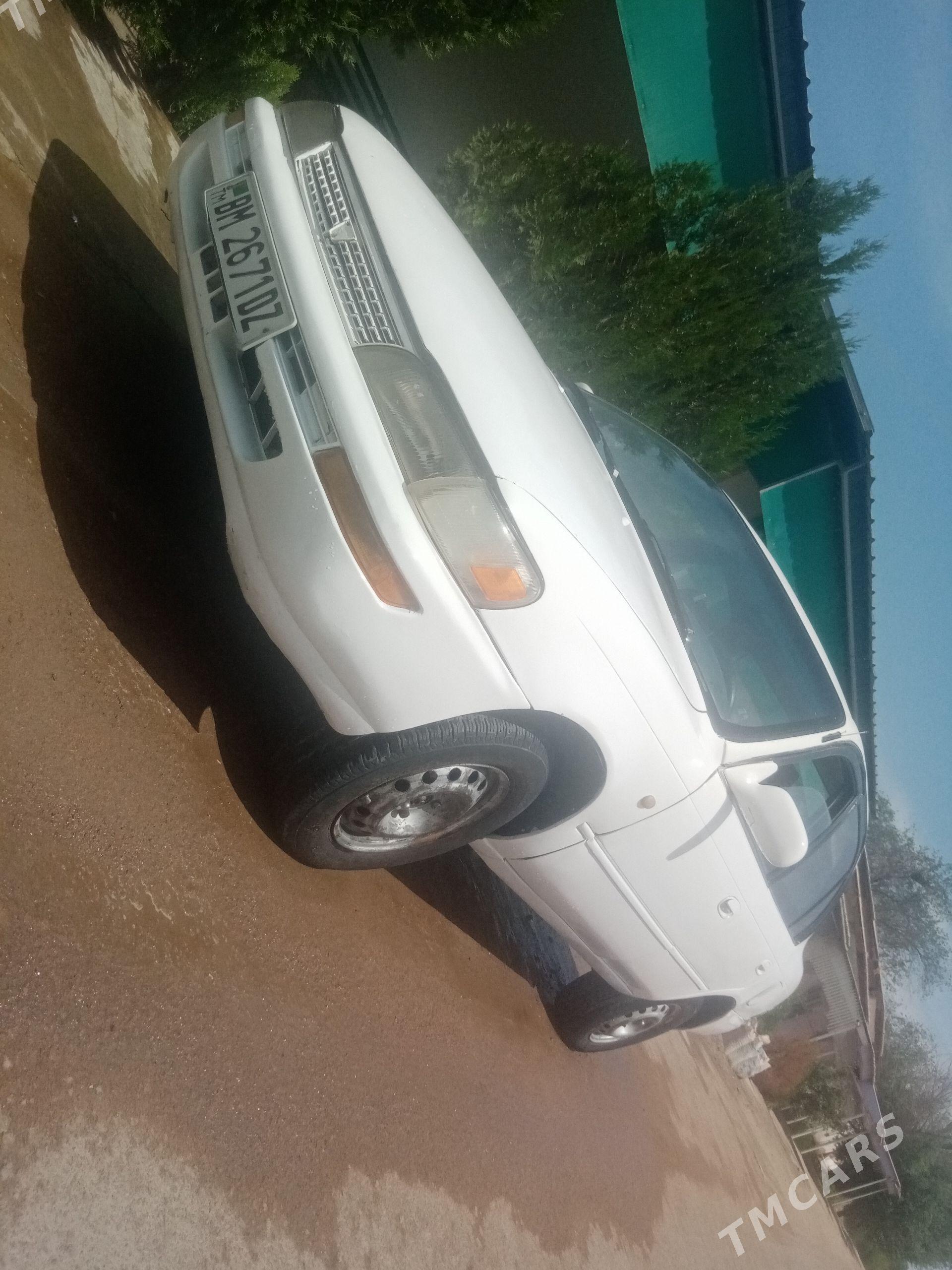 Toyota Corolla 1994 - 60 000 TMT - Köneürgenç - img 1