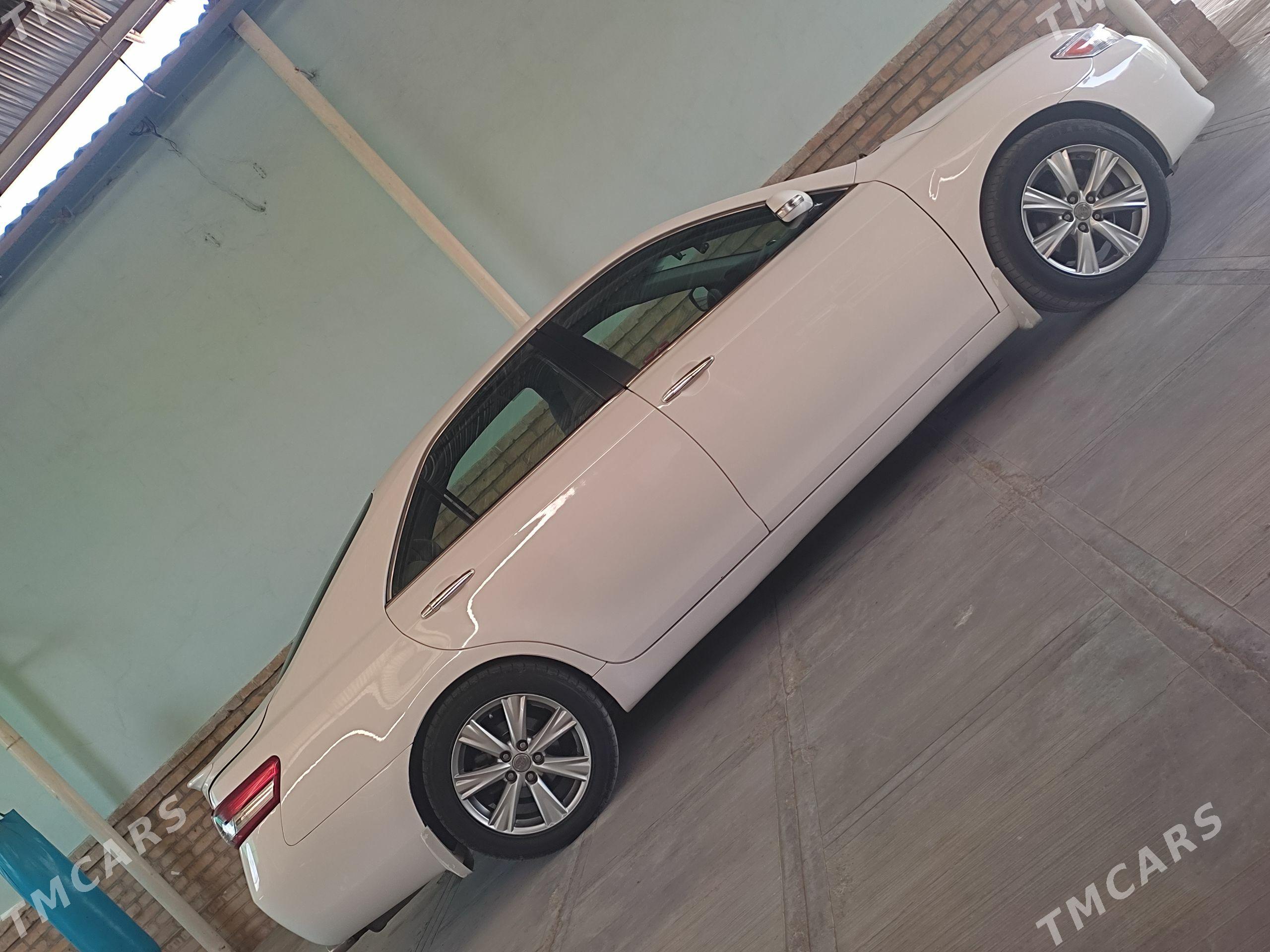 Toyota Camry 2010 - 220 000 TMT - Мары - img 1