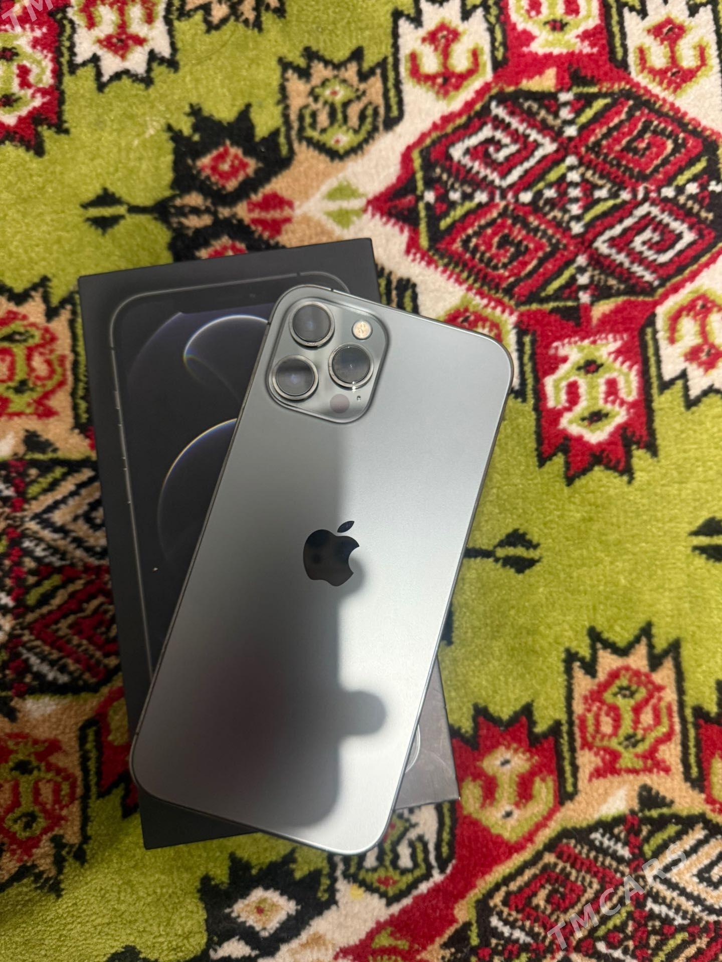 IPhone 12 Pro Max - Hitrowka - img 1