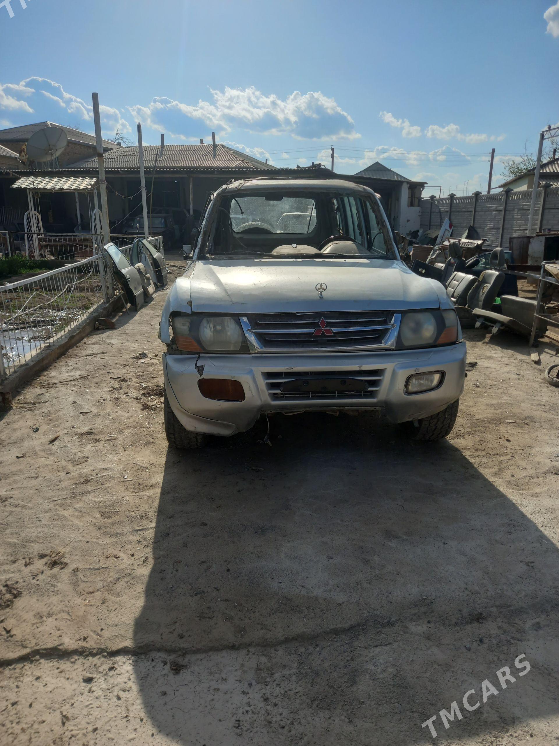 Mitsubishi Montero Sport 2000 - 44 000 TMT - Мургап - img 1