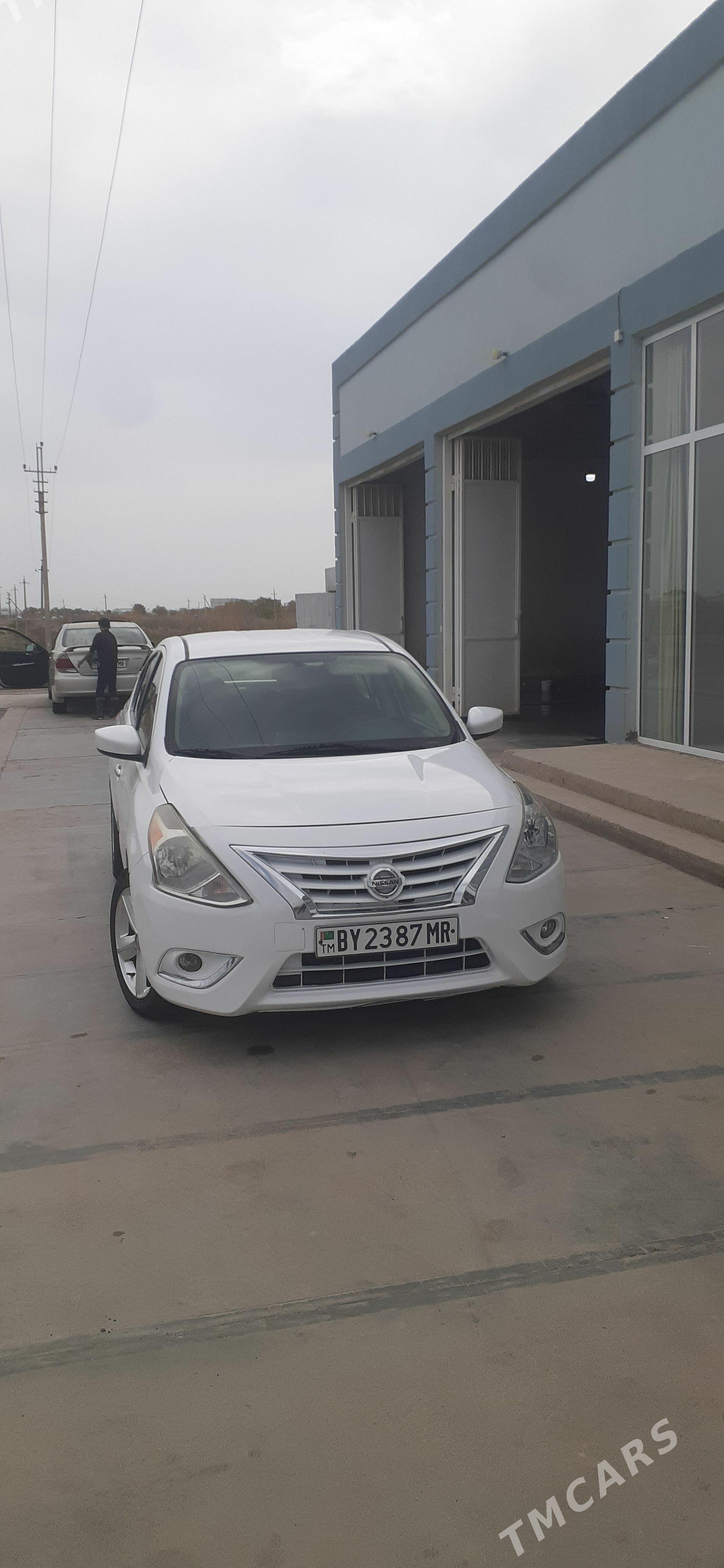 Nissan Versa 2017 - 142 000 TMT - Mary - img 1