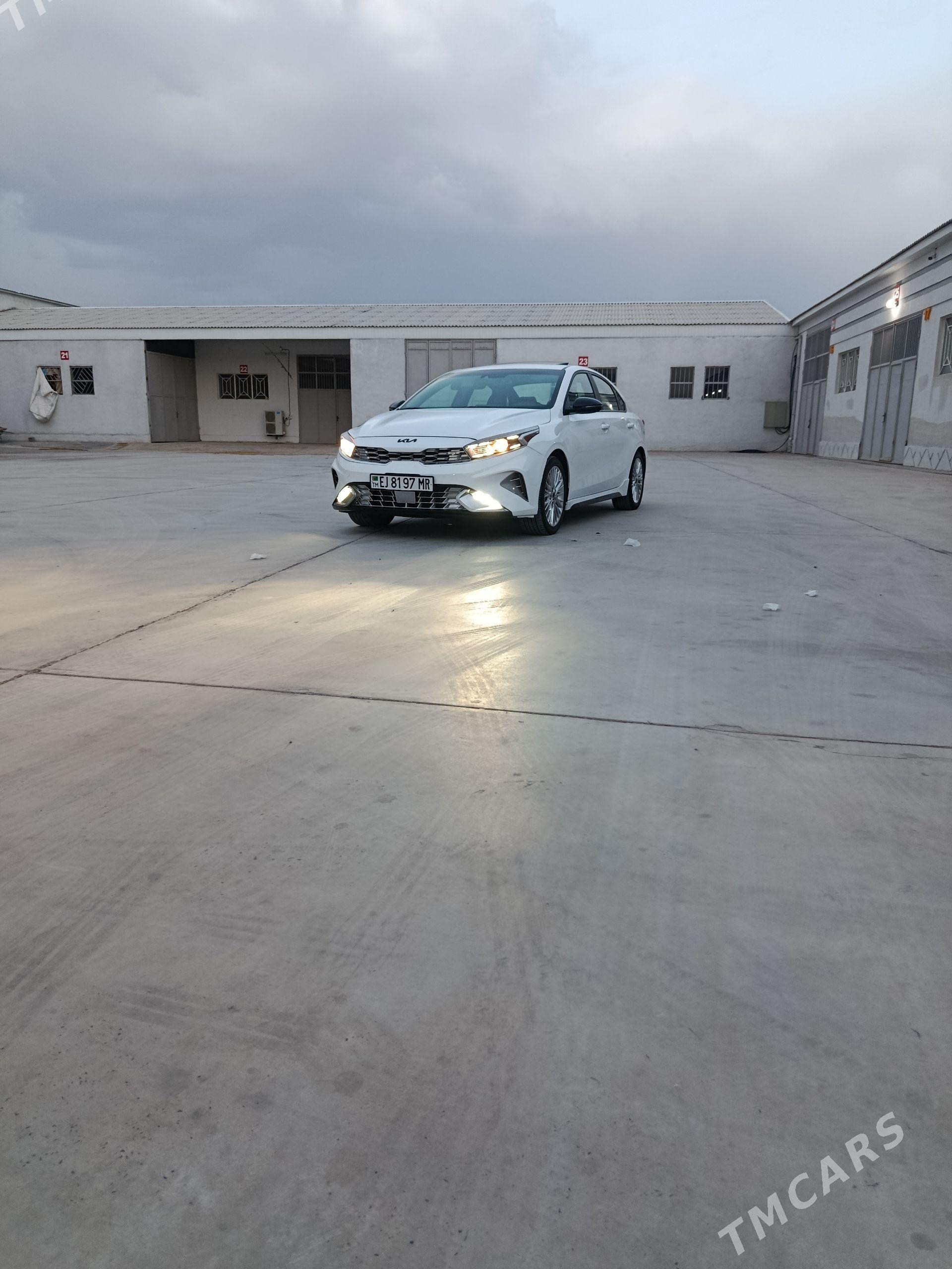 Kia Forte 2022 - 280 000 TMT - Мары - img 1