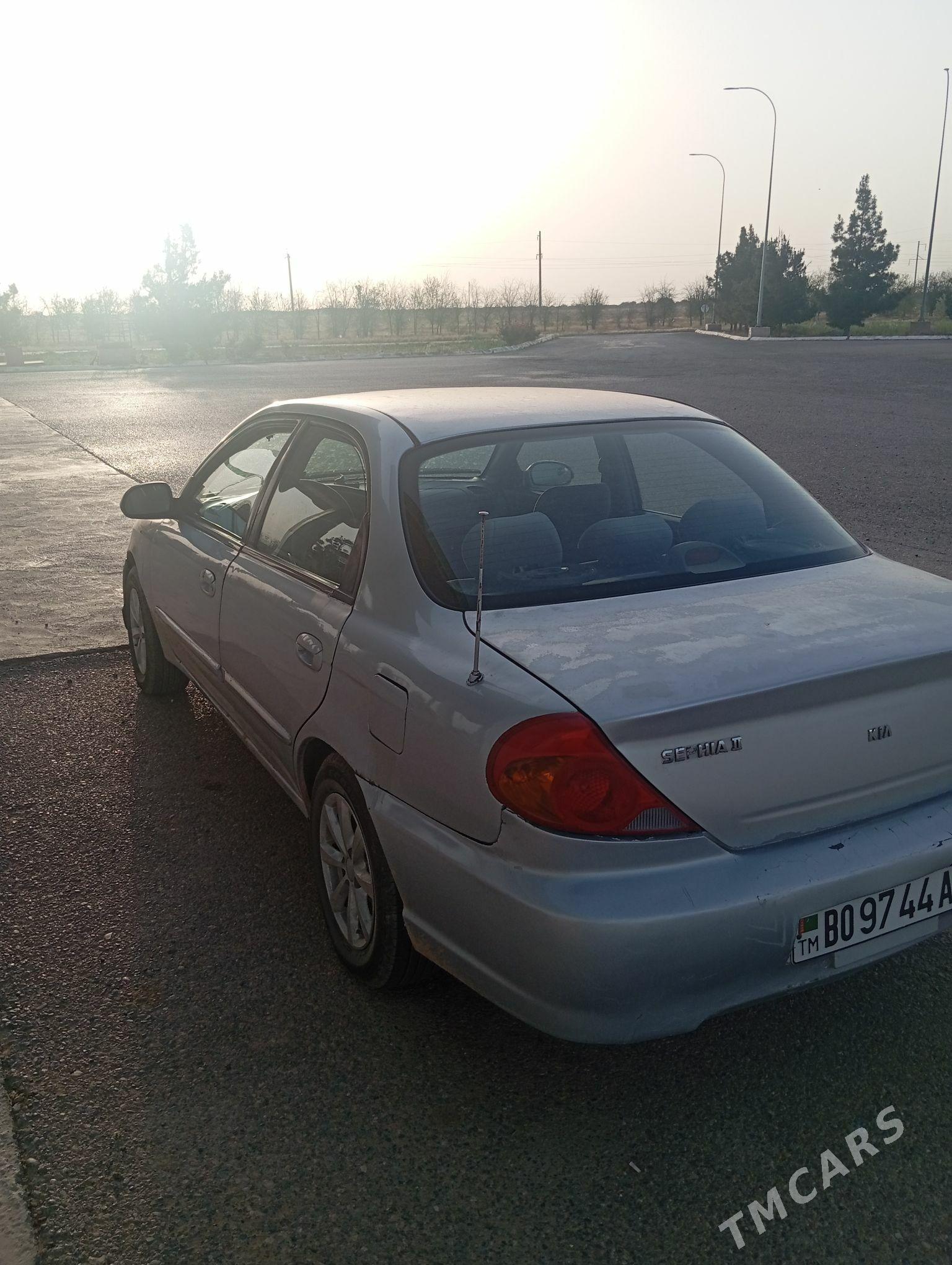 Kia Sephia 2001 - 25 000 TMT - Sarahs - img 1