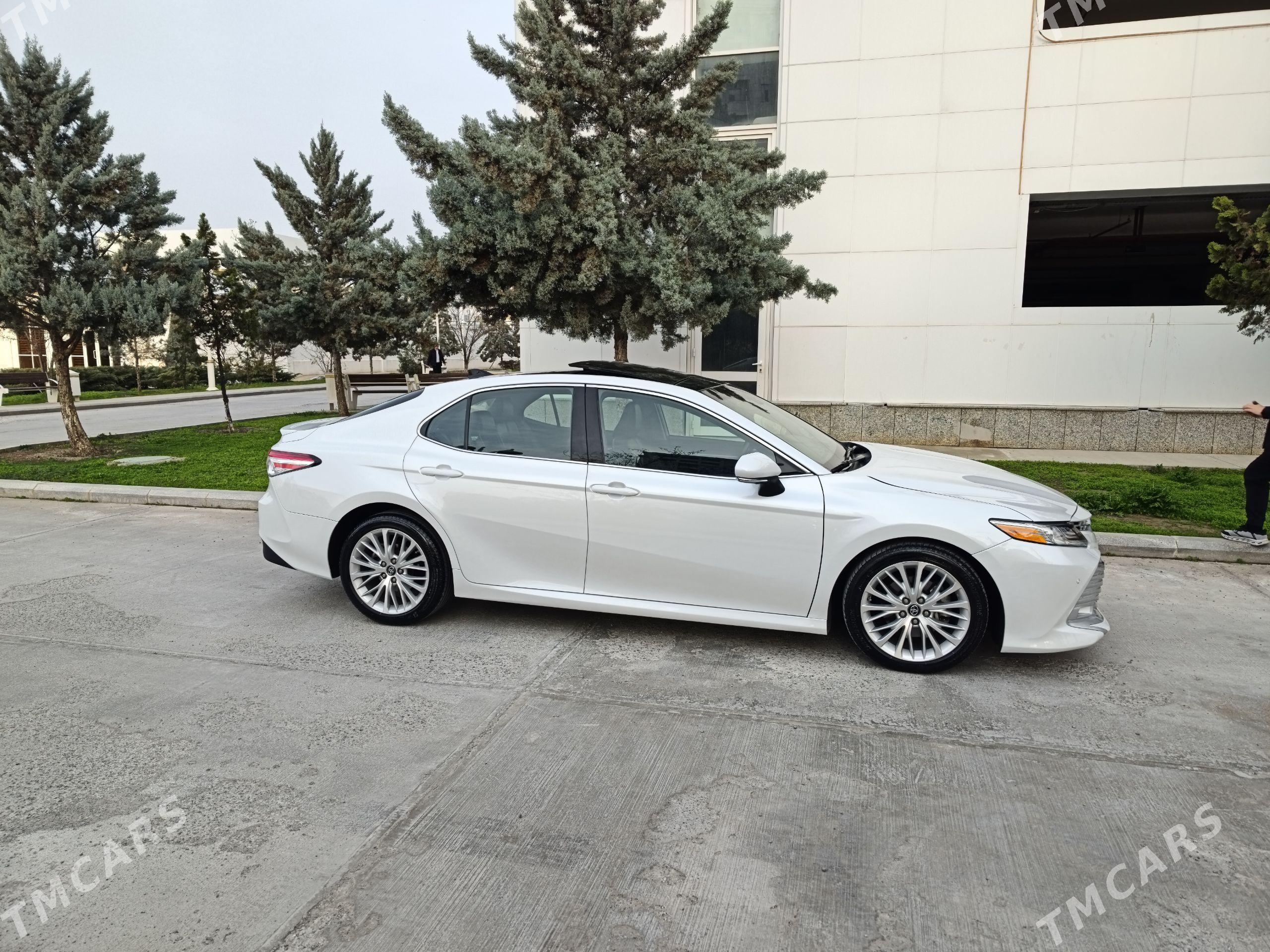 Toyota Camry 2018 - 400 000 TMT - Aşgabat - img 1