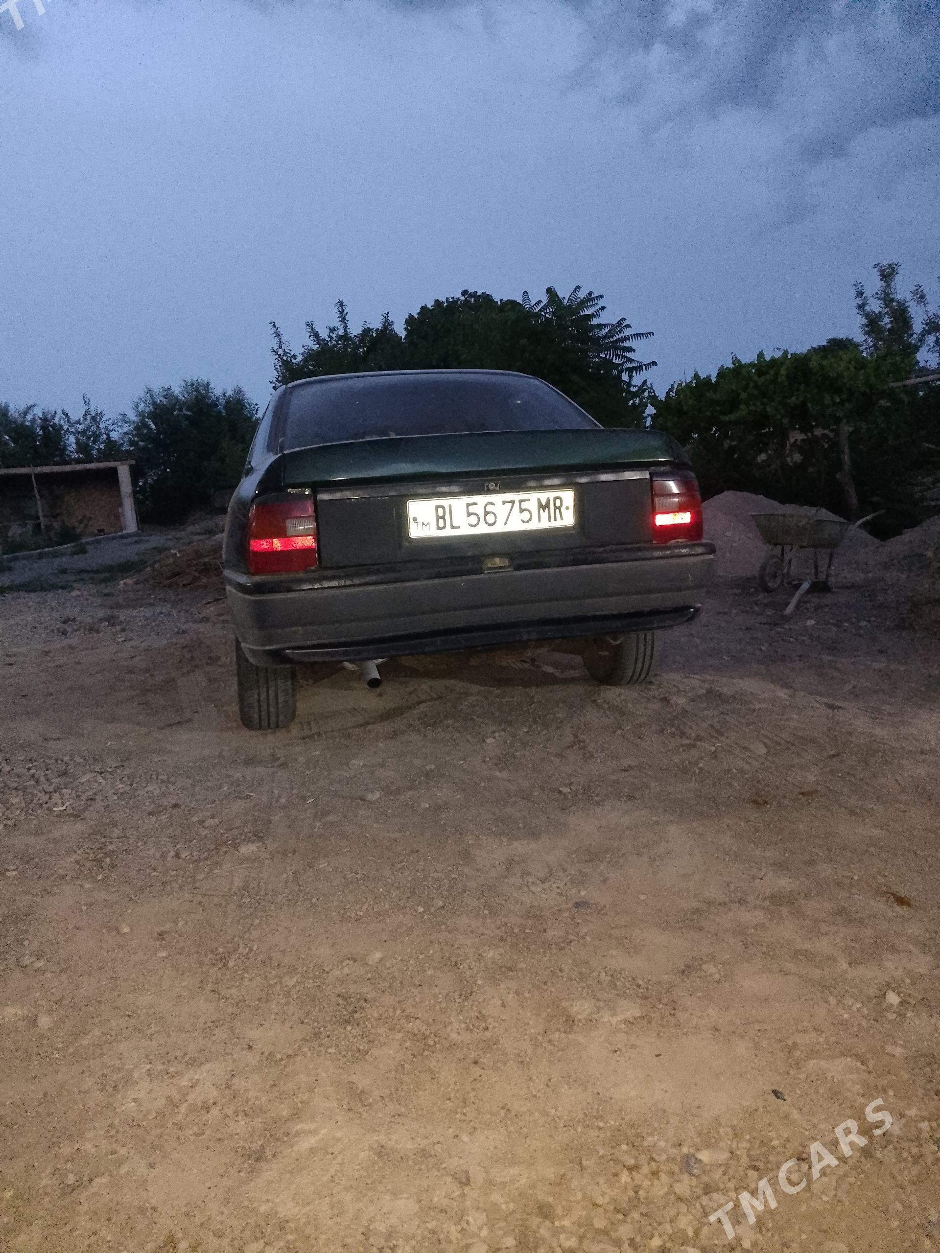 Opel Vectra 1989 - 35 000 TMT - Baýramaly - img 1