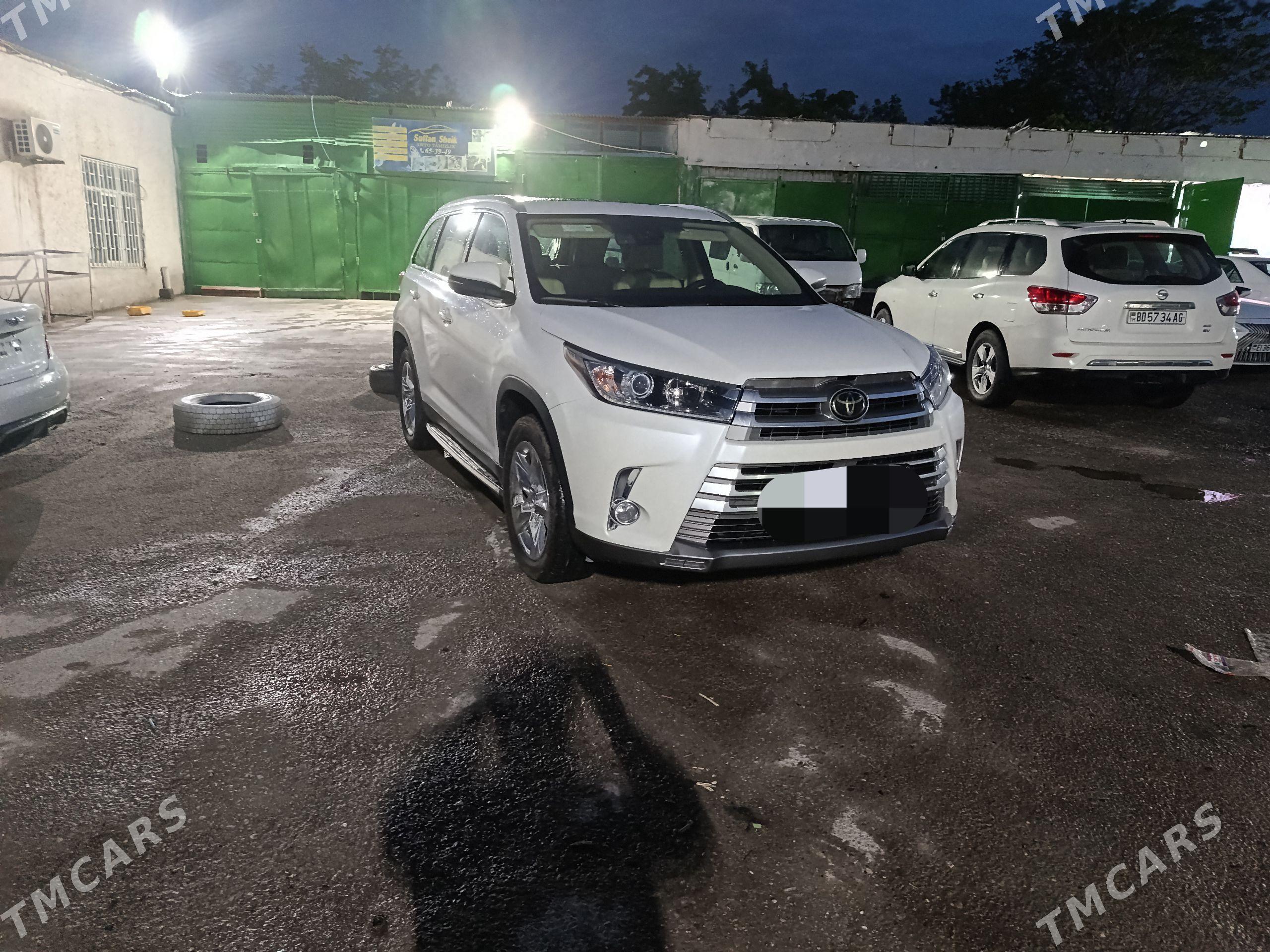 Toyota Highlander 2019 - 697 000 TMT - Podwoýski köç. (Bitarap Türkmenistan şaýoly) - img 1