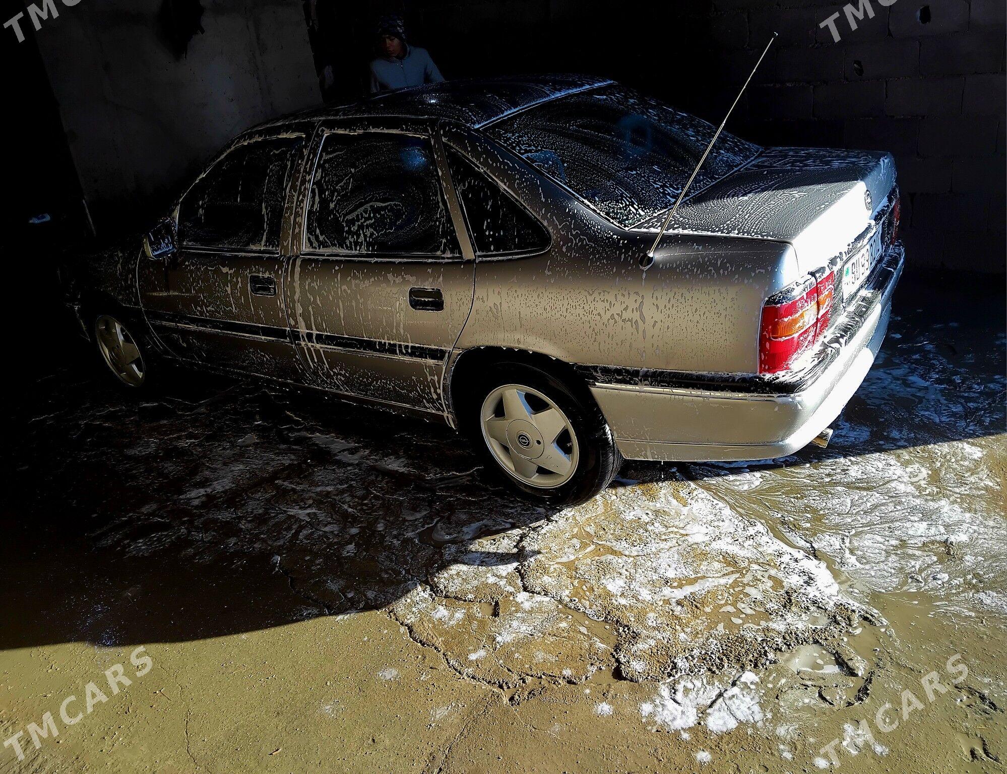 Opel Vectra 1995 - 50 000 TMT - Boldumsaz - img 1