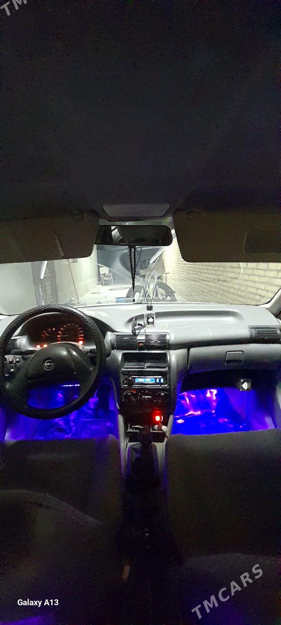 Opel Astra 1992 - 60 000 TMT - Шабатский этрап - img 1