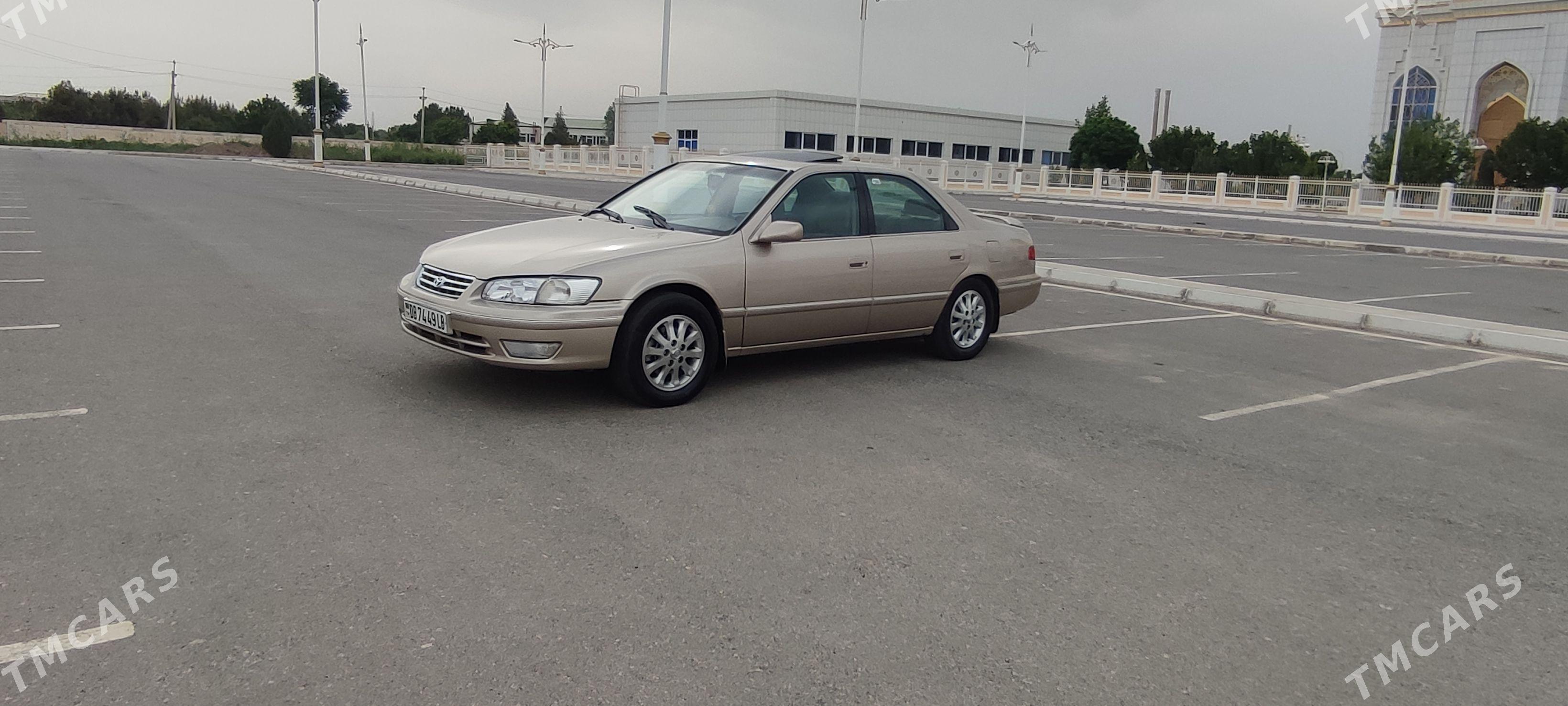 Toyota Camry 2001 - 159 000 TMT - Туркменабат - img 1