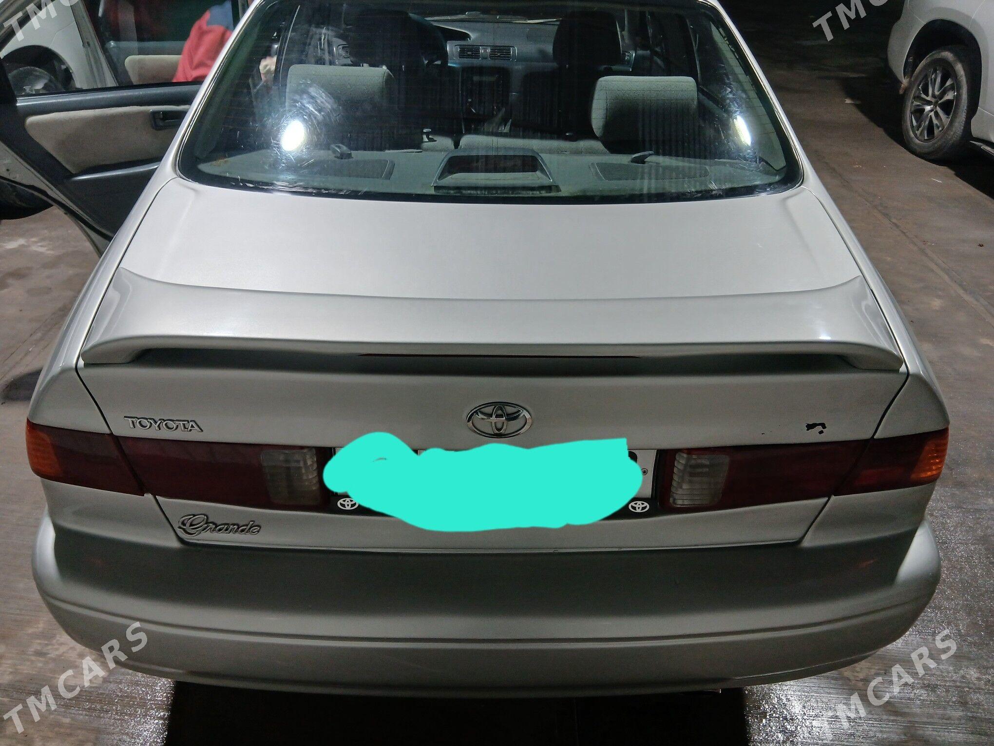 Toyota Camry 2001 - 165 000 TMT - Байрамали - img 1