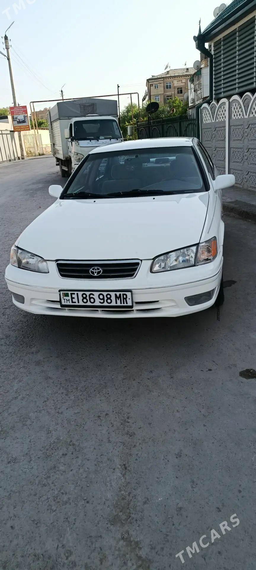Toyota Camry 2000 - 190 000 TMT - Мары - img 1