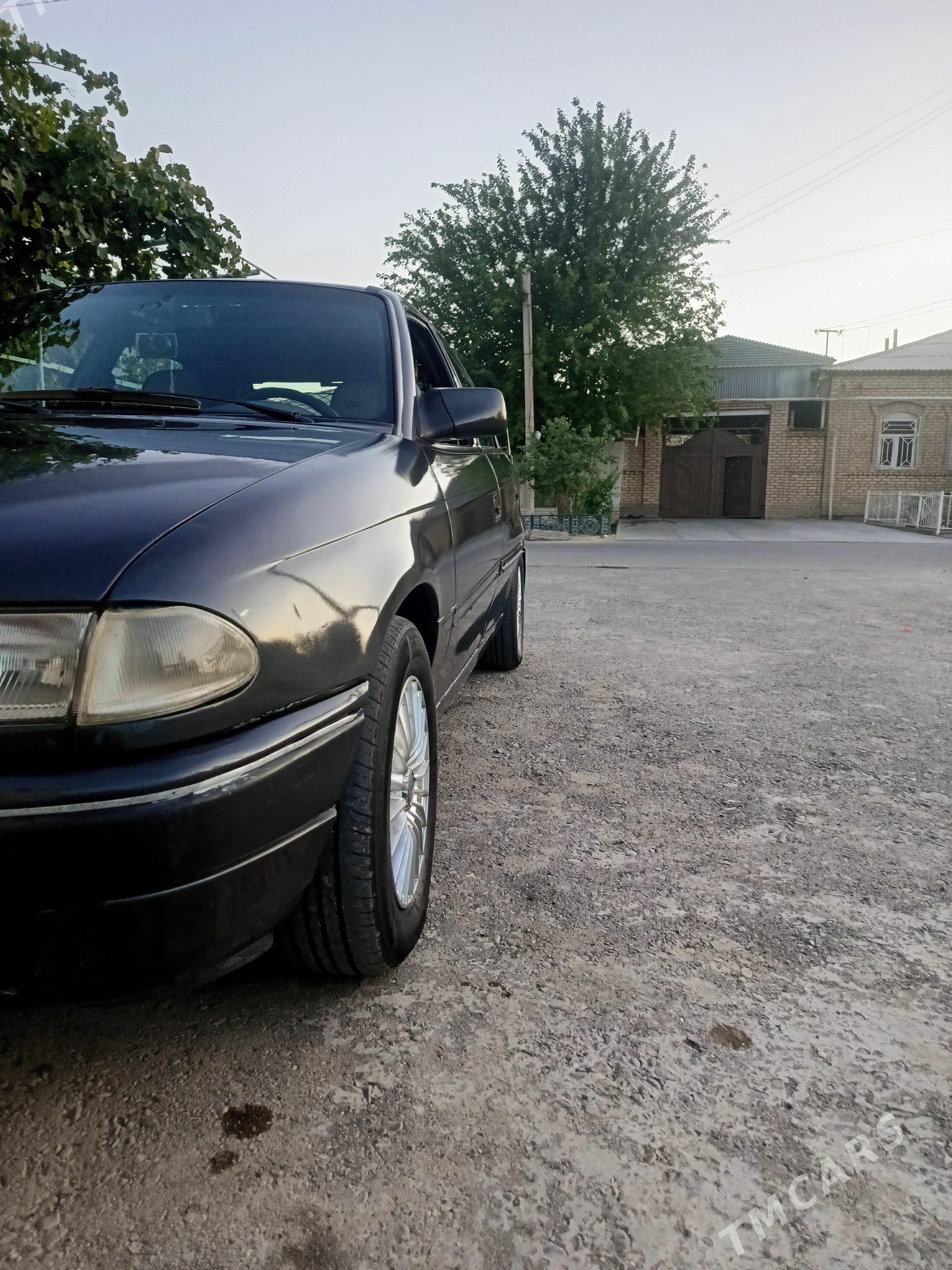 Opel Astra 1993 - 43 000 TMT - Мары - img 1