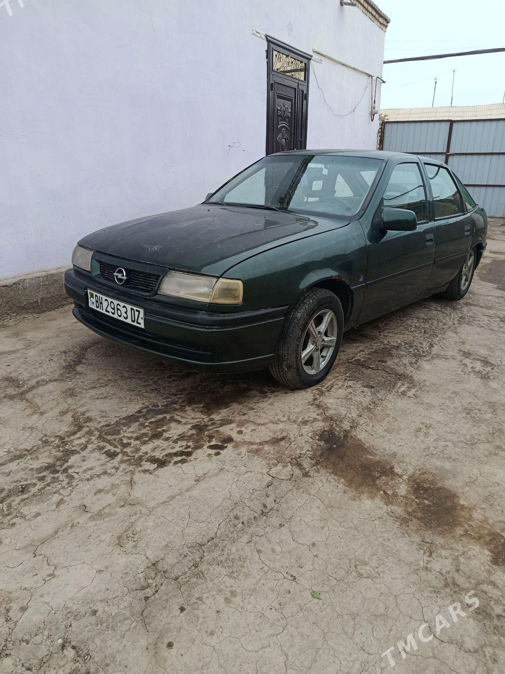 Opel Vectra 1994 - 15 000 TMT - Boldumsaz - img 1