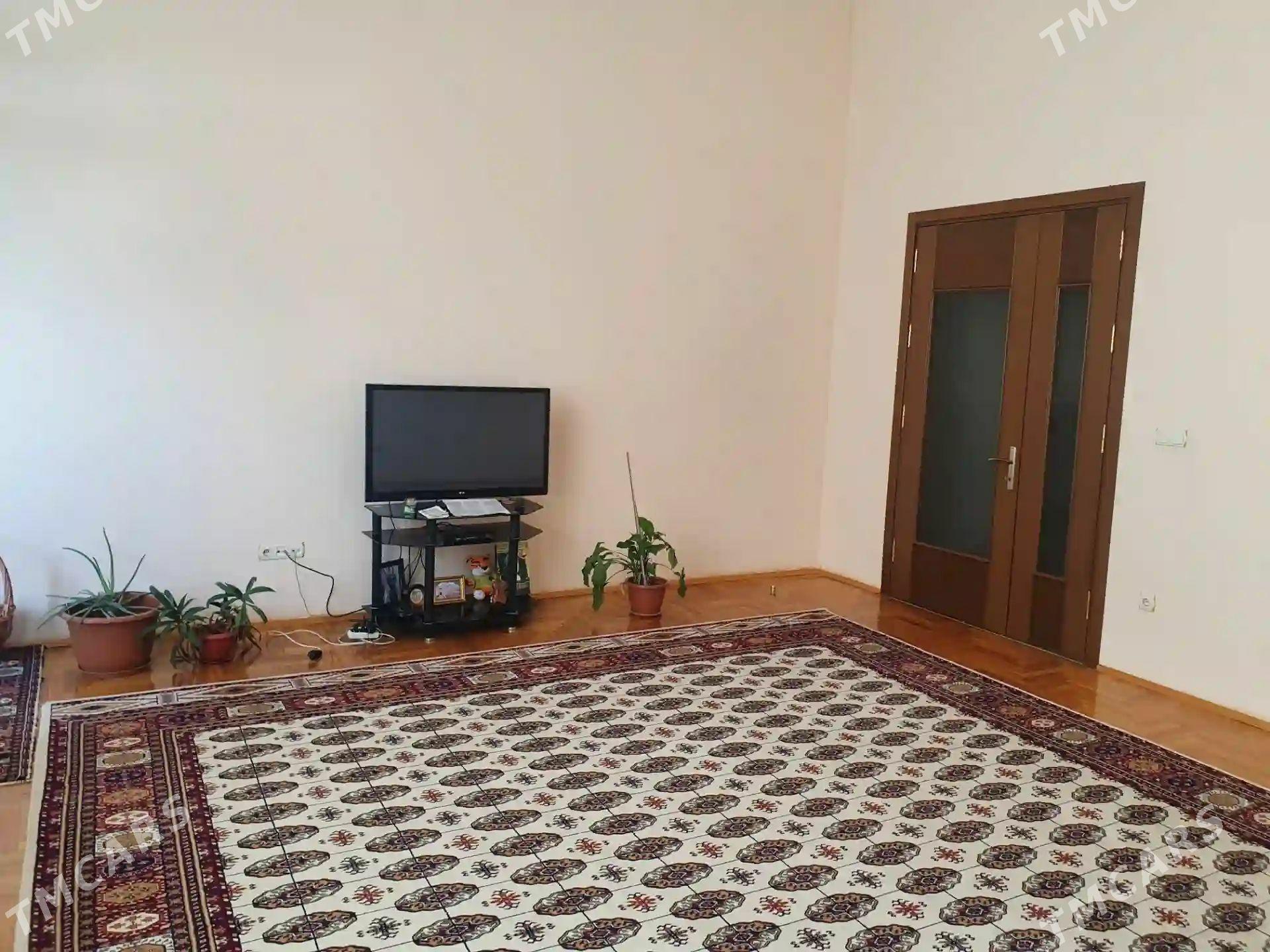 Podwoyski 3 kom, 3 комн. Подво - Podwoýski köç. (Bitarap Türkmenistan şaýoly) - img 1