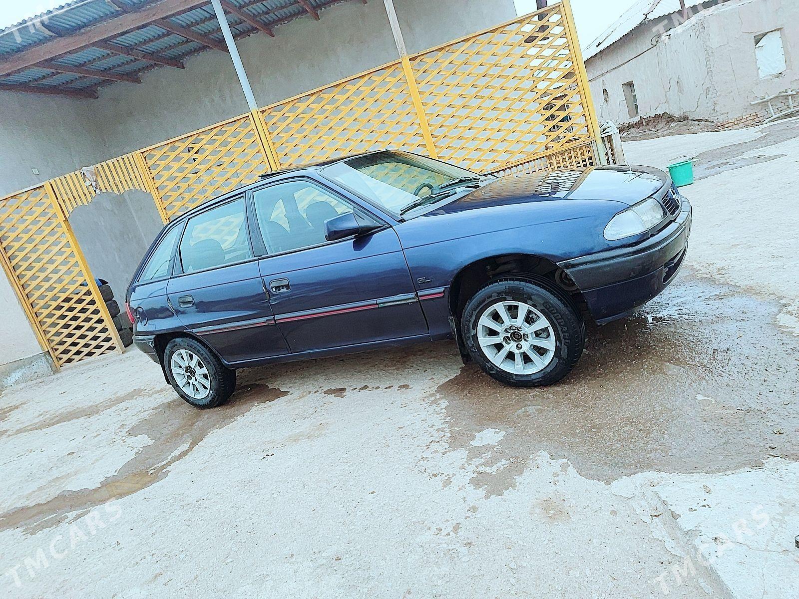 Opel Astra 1994 - 42 000 TMT - Gubadag - img 1