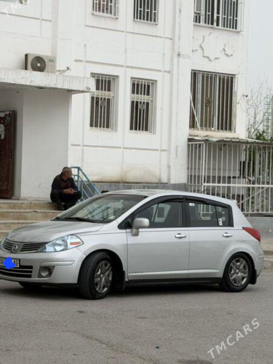 Nissan Versa 2009 - 155 000 TMT - Аркадаг - img 1