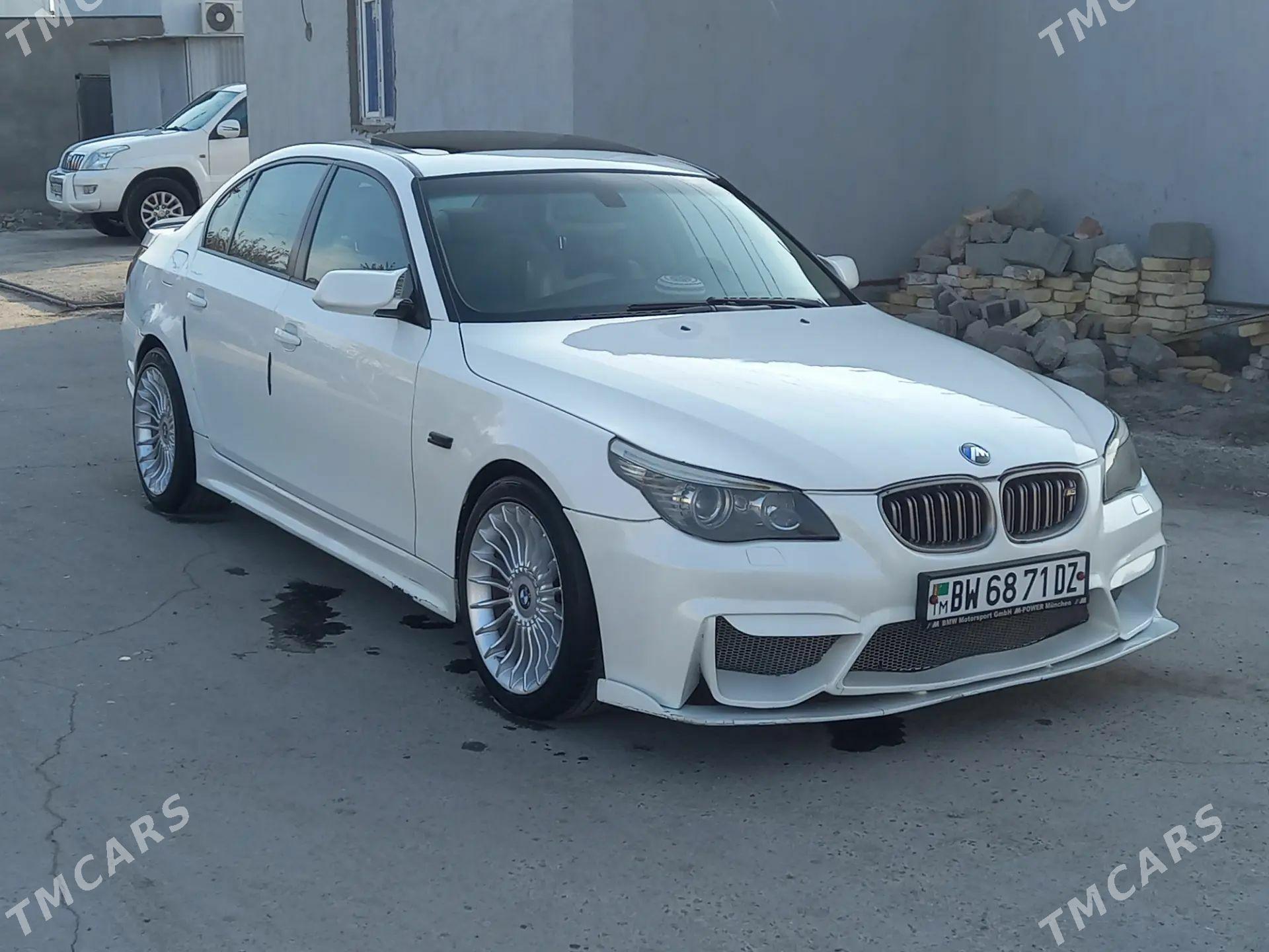 BMW E60 2009 - 165 000 TMT - Дашогуз - img 1