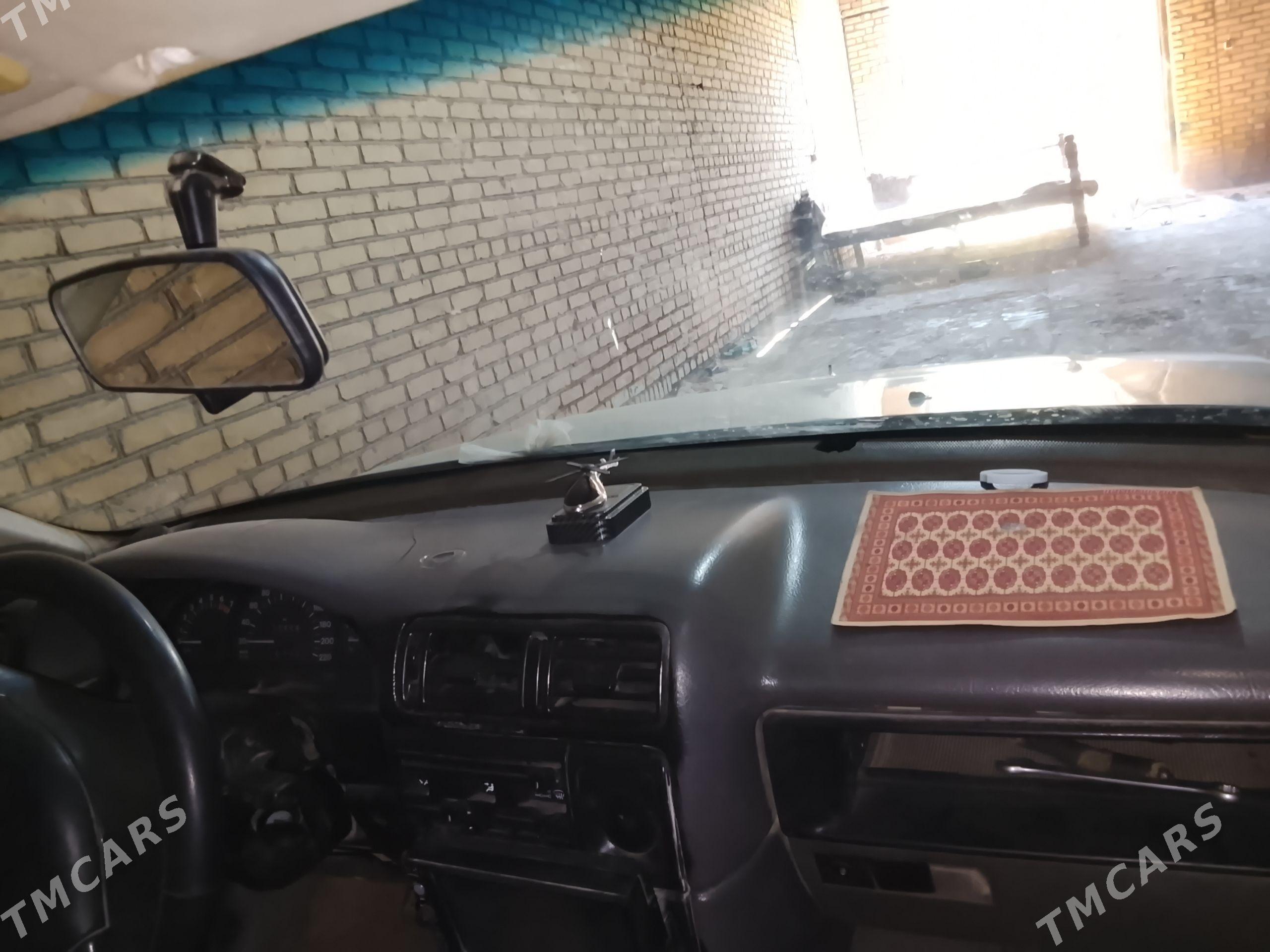 Opel Vectra 1991 - 35 000 TMT - Дянев - img 1