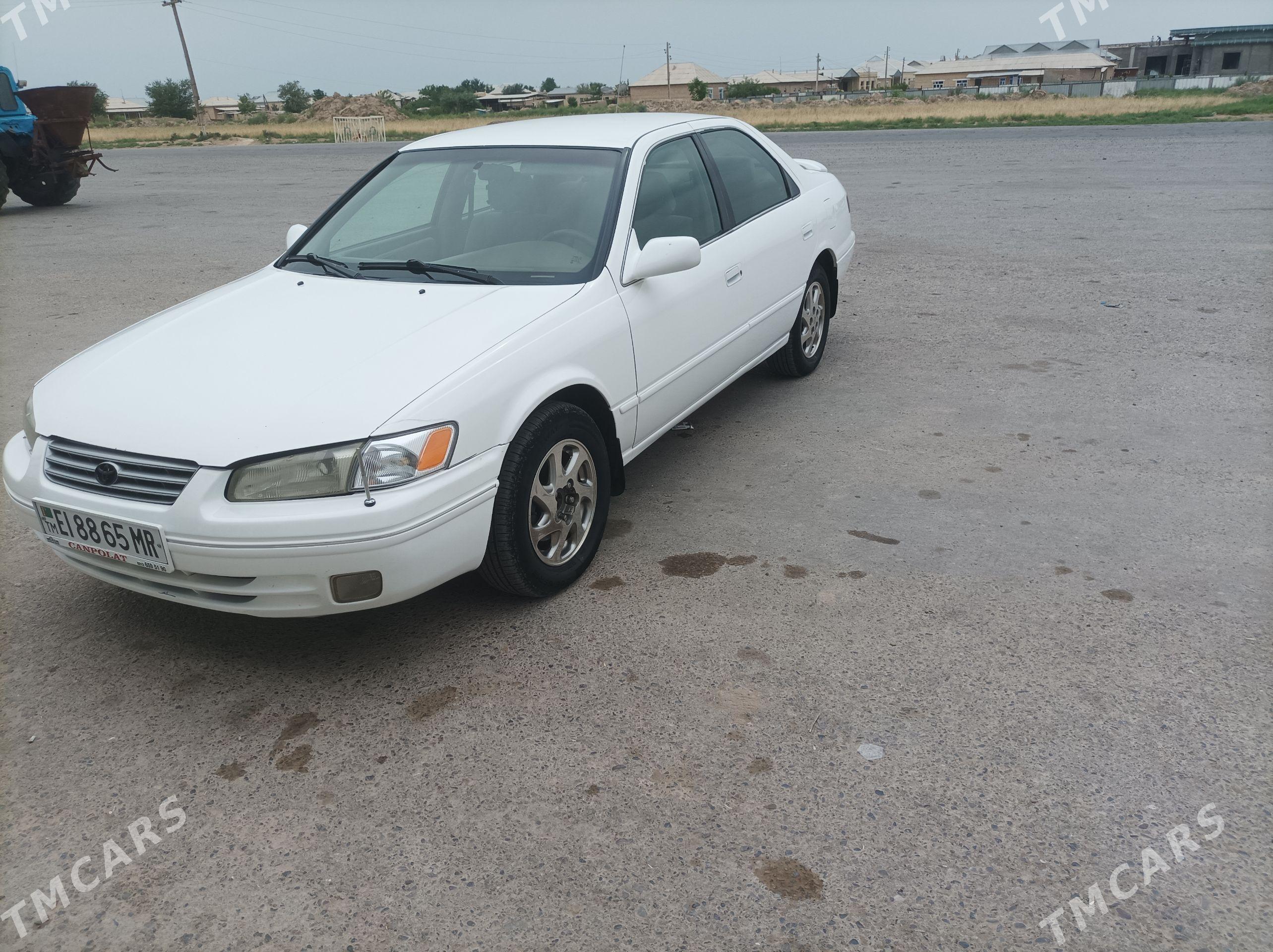 Toyota Camry 1998 - 170 000 TMT - Baýramaly - img 1