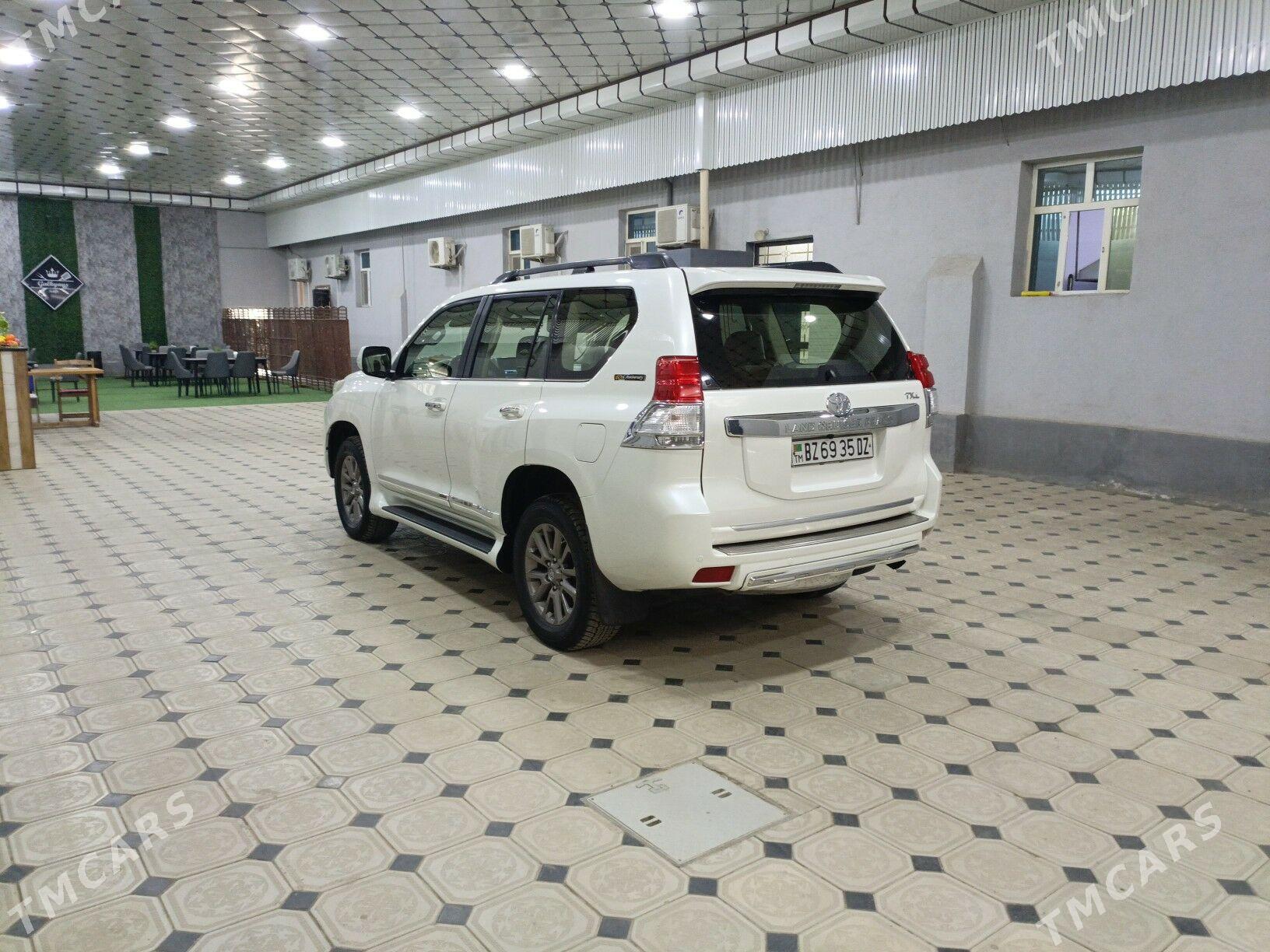 Toyota Land Cruiser Prado 2013 - 560 000 TMT - Губадаг - img 1