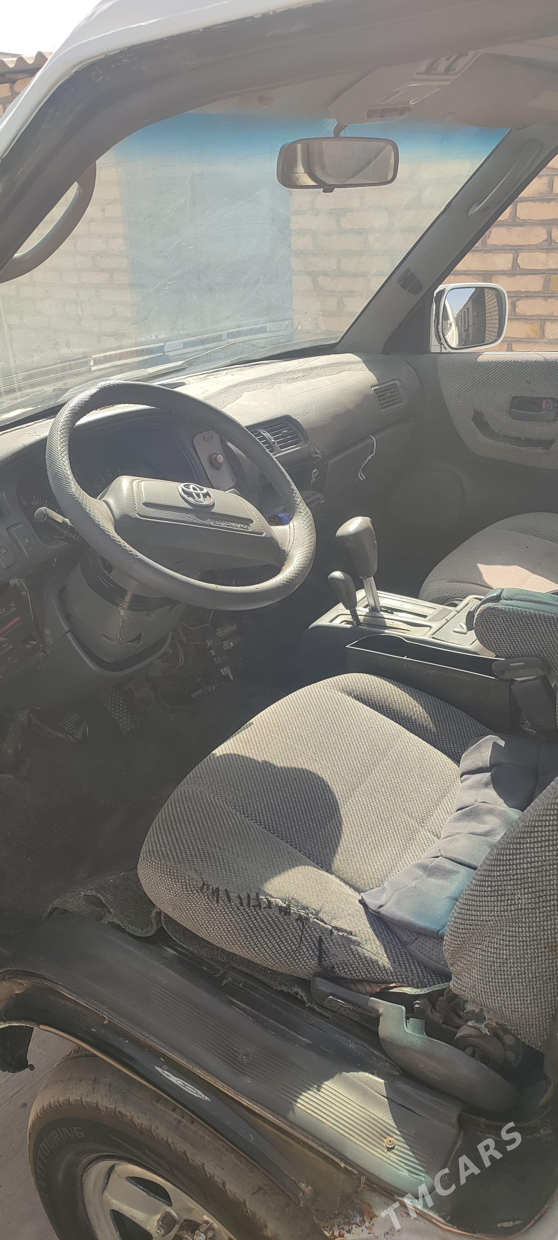 Toyota Town Ace 1993 - 26 000 TMT - Серахс - img 1