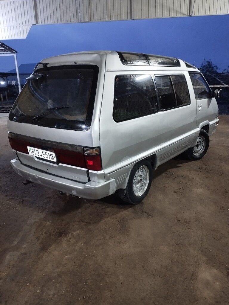 Toyota Town Ace 1991 - 42 000 TMT - Mary - img 1