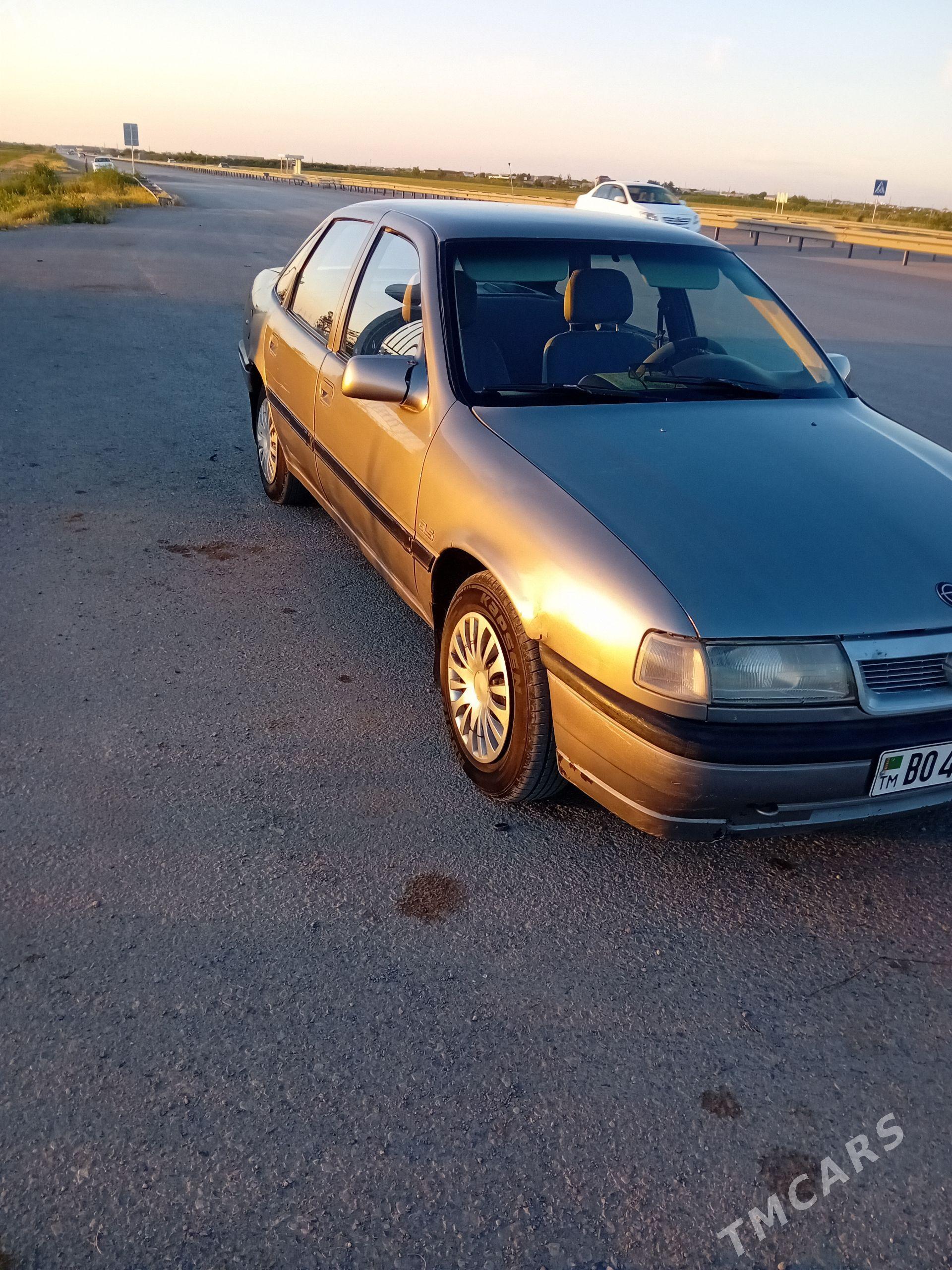Opel Vectra 1989 - 28 000 TMT - Çärjew - img 1