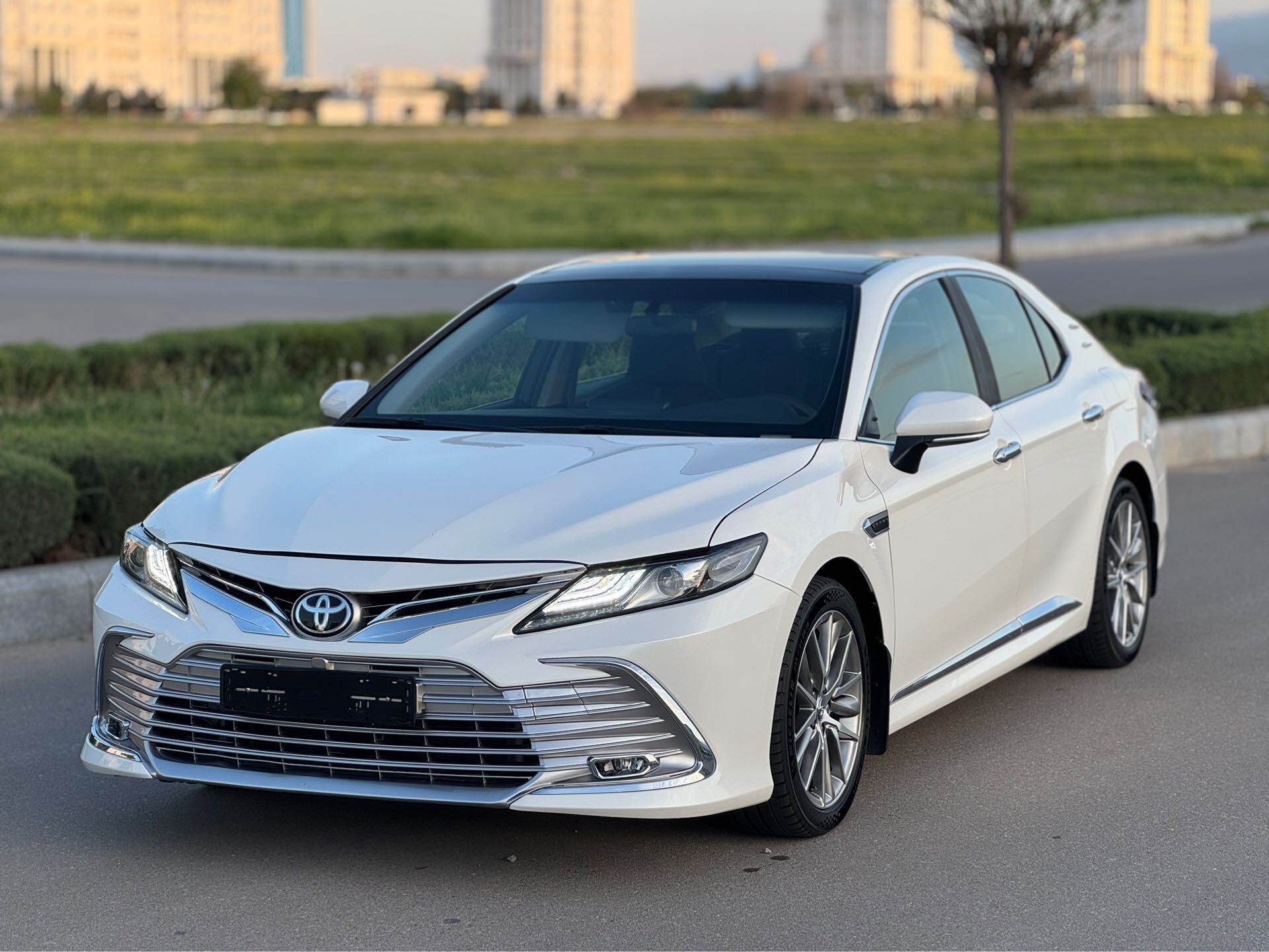 Toyota Camry 2023 - 329 000 TMT - Aşgabat - img 1