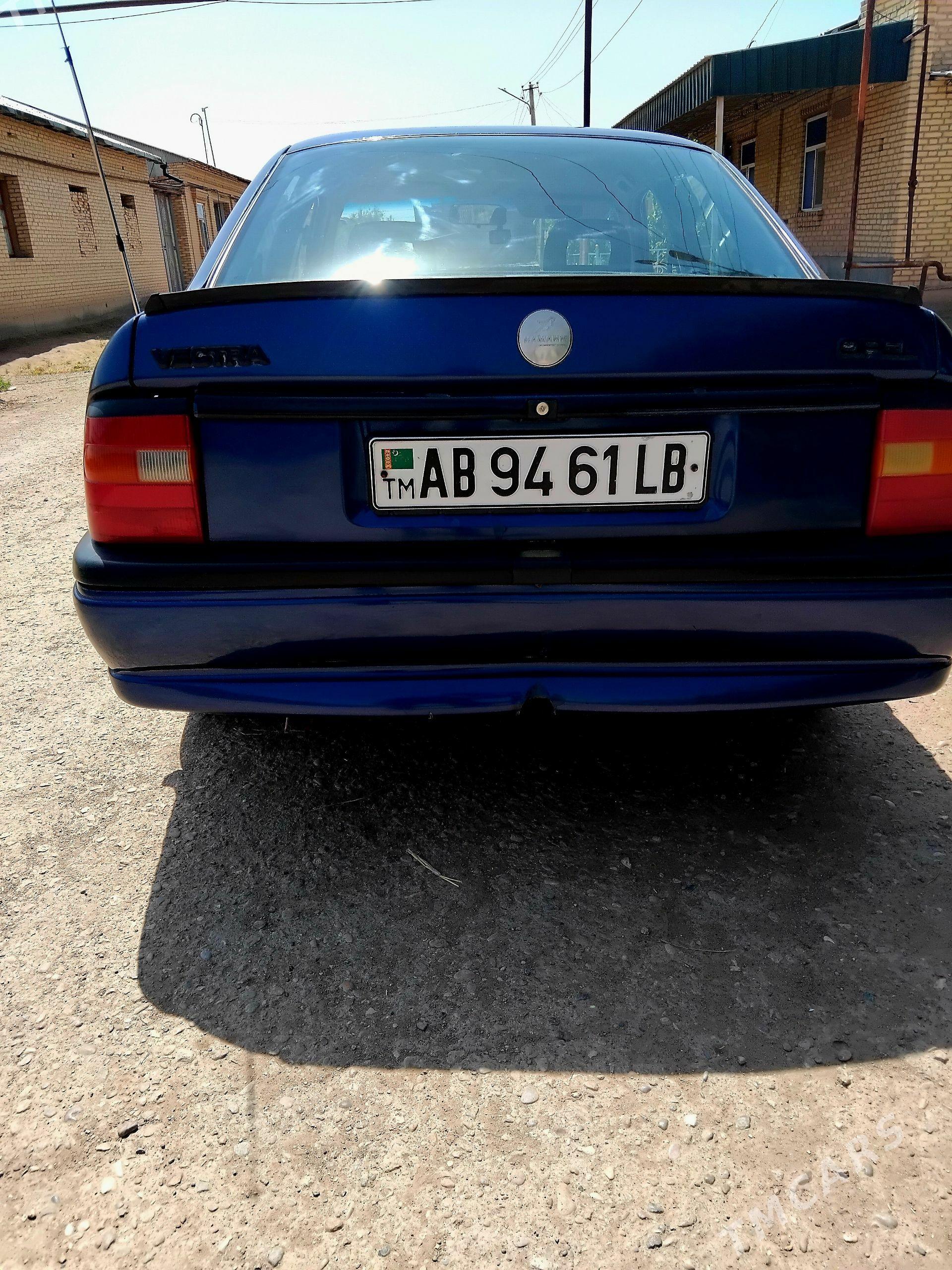Opel Vectra 1993 - 45 000 TMT - Sakar - img 1