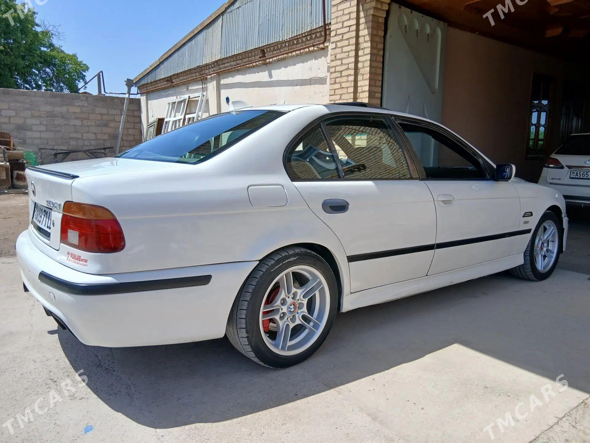 BMW 530 2002 - 120 000 TMT - Туркменабат - img 1