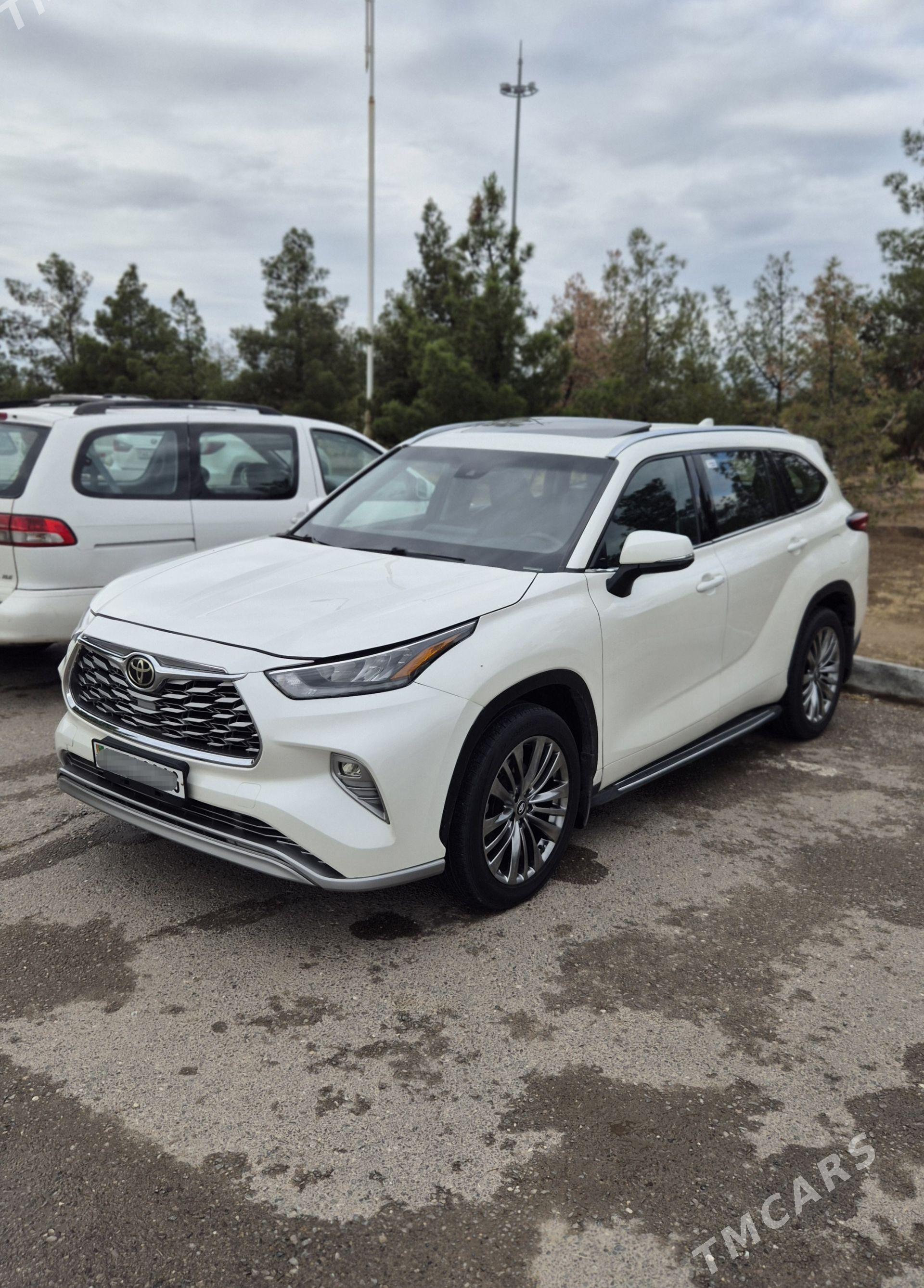 Toyota Highlander 2021 - 625 000 TMT - Ашхабад - img 1