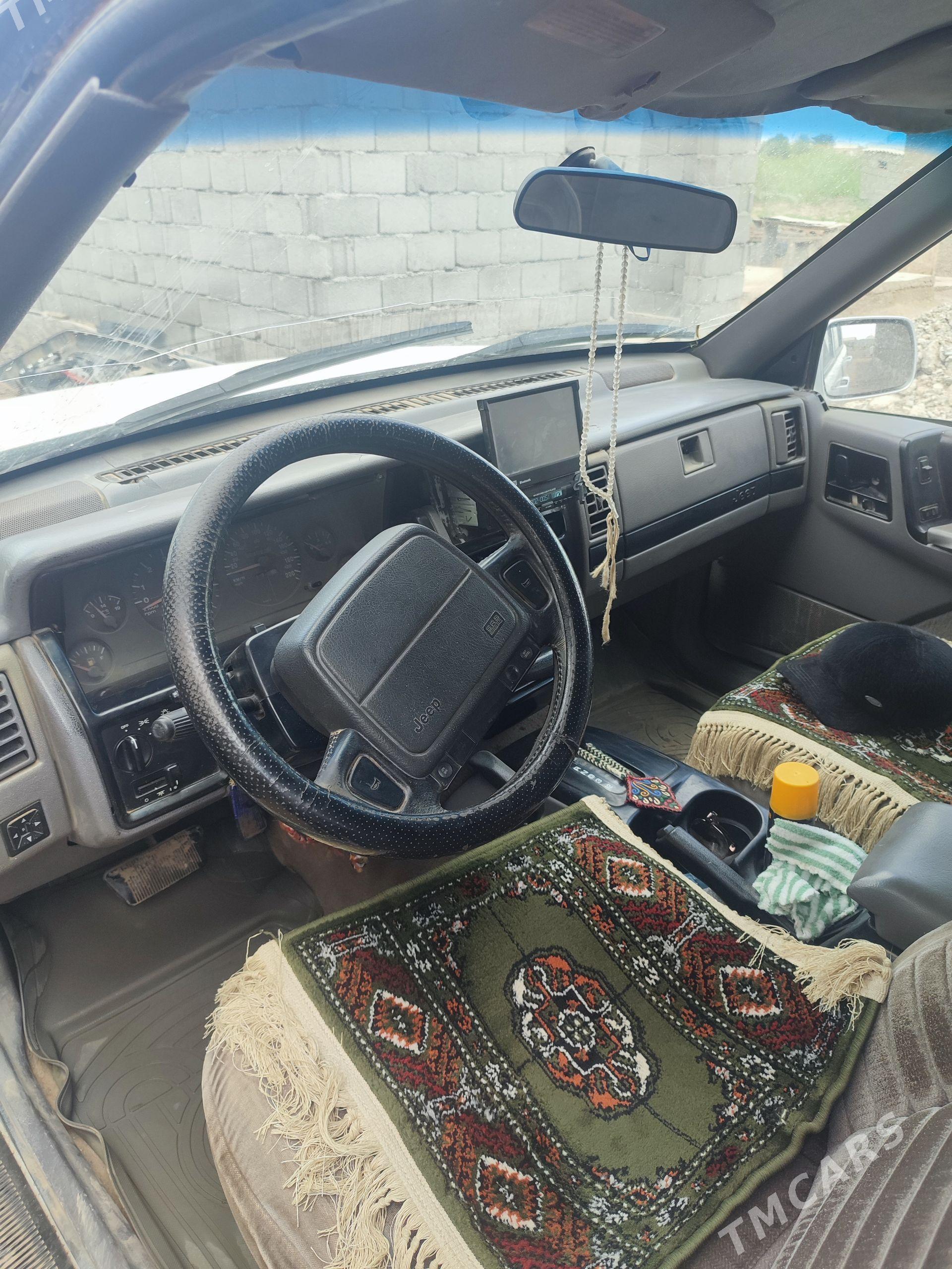 Jeep Grand Cherokee 1993 - 85 000 TMT - Çoganly - img 1