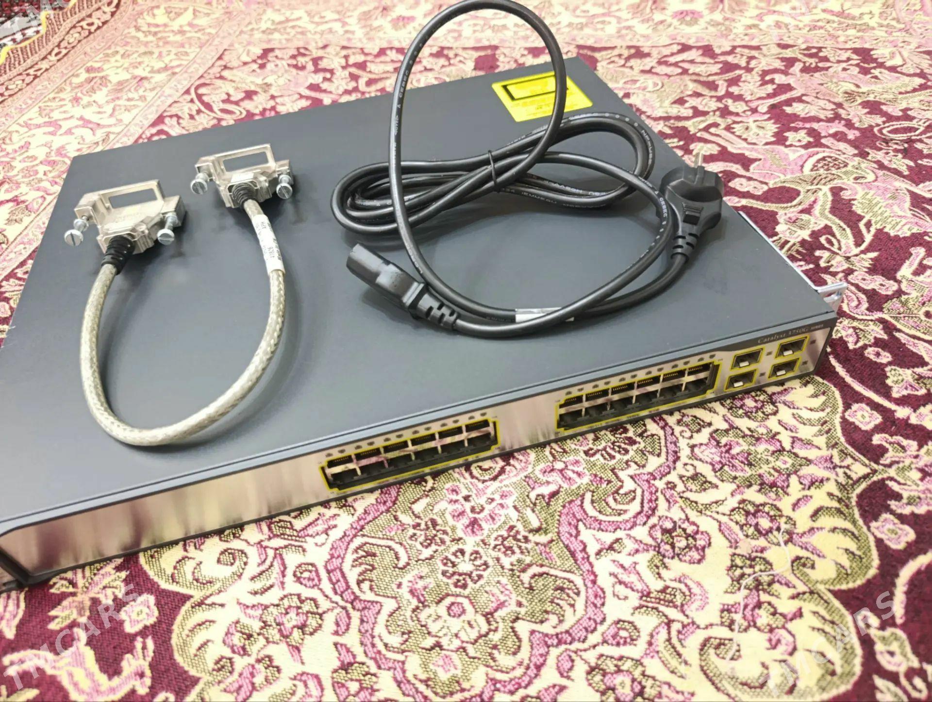Switch 24p Cisco - Dosaaf - img 1