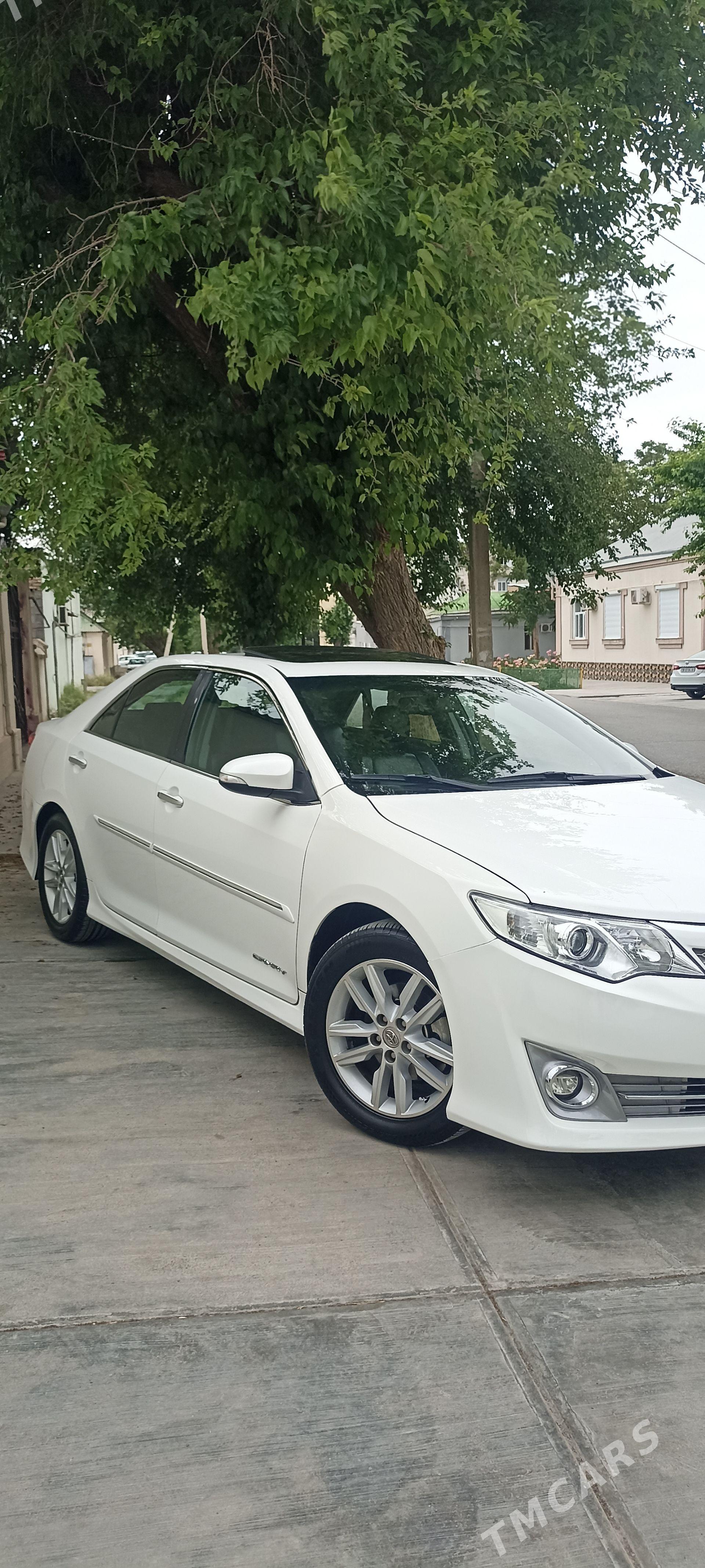 Toyota Camry 2013 - 245 000 TMT - Hitrowka - img 1