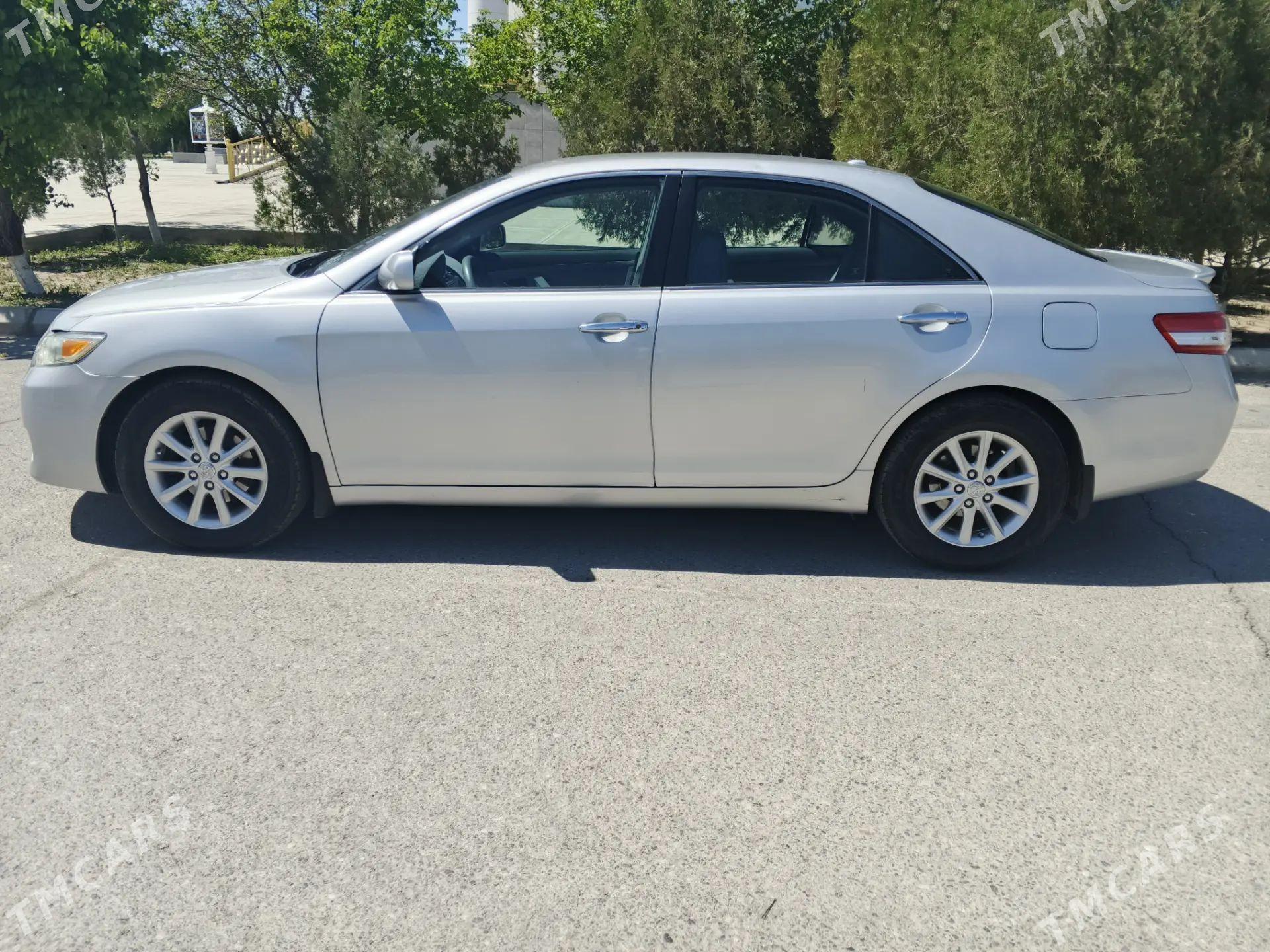 Toyota Camry 2011 - 225 000 TMT - Дашогуз - img 1