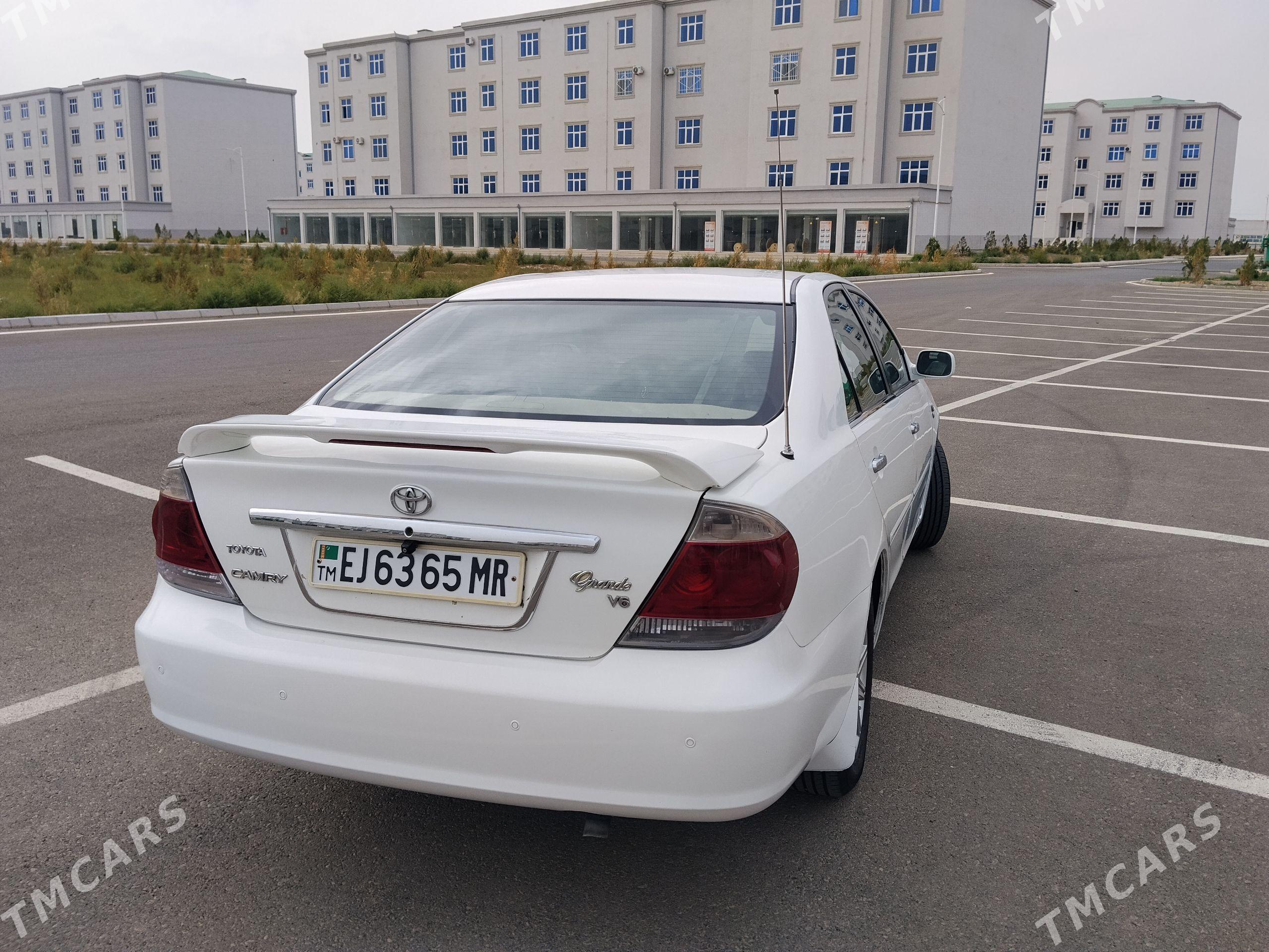 Toyota Camry 2004 - 178 000 TMT - Мары - img 1
